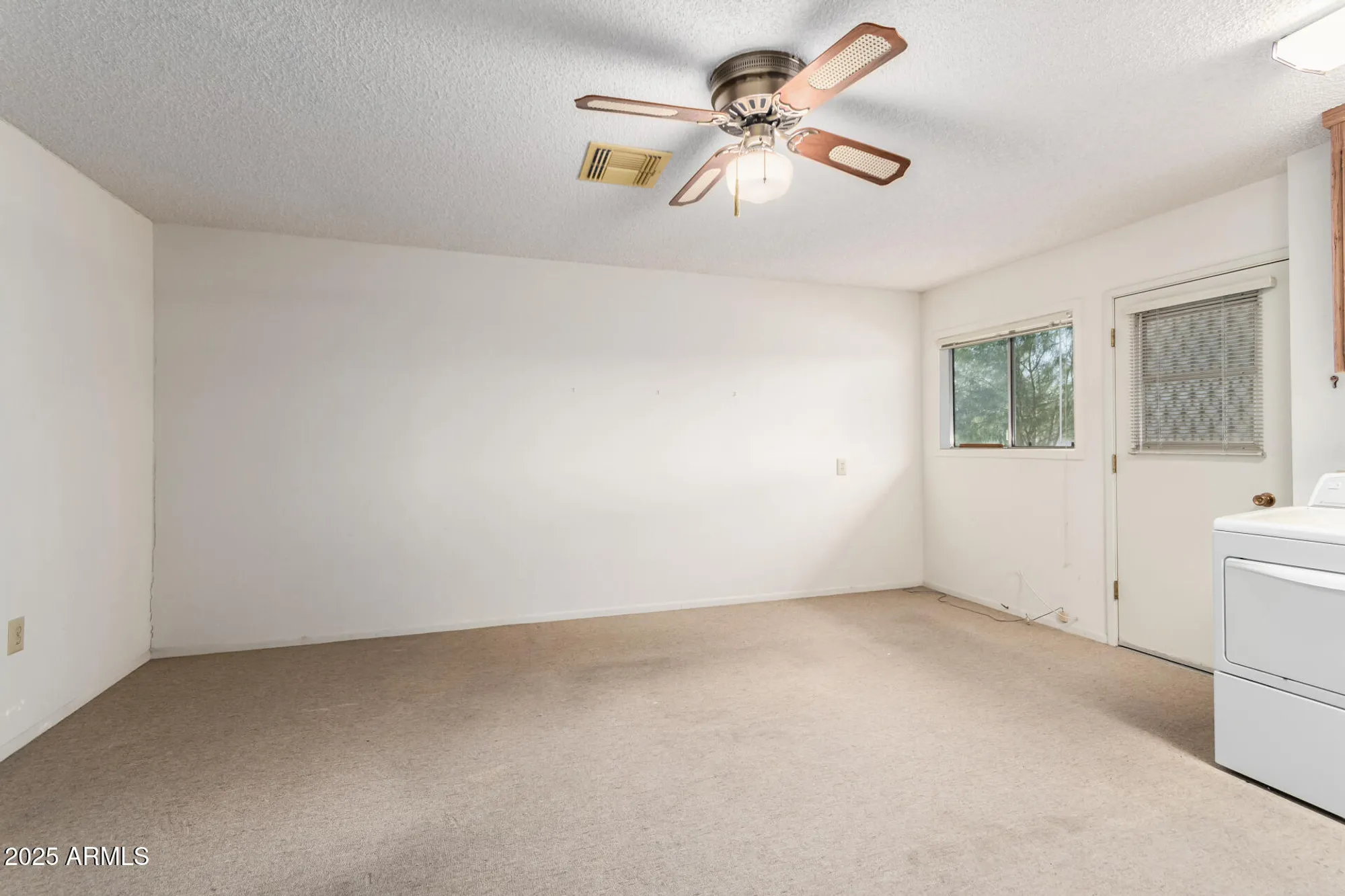 Property Slideshow image 22 of 31 | 13335 w hardwood dr, Sun City West, AZ, 85375