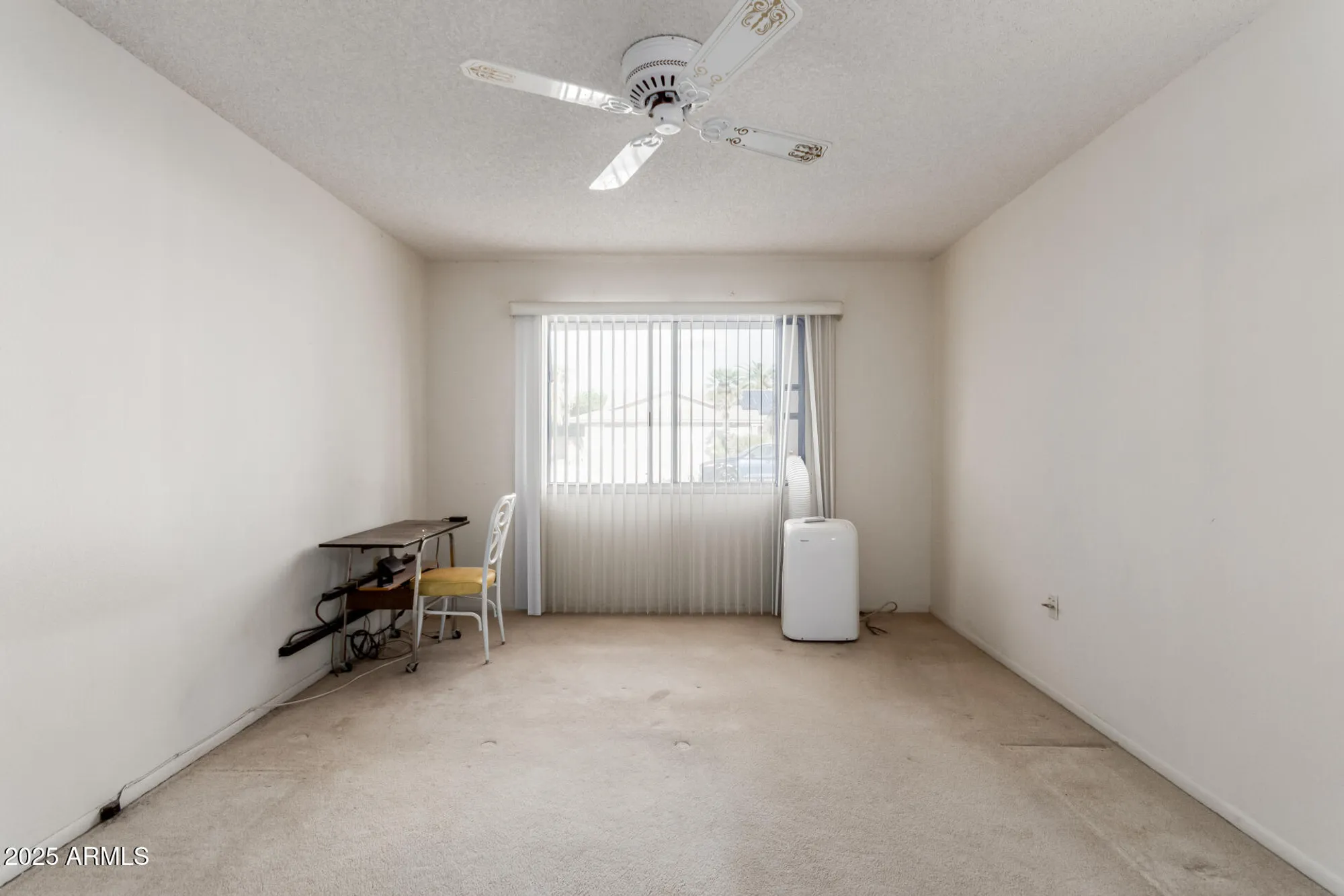 Property Slideshow image 19 of 31 | 13335 w hardwood dr, Sun City West, AZ, 85375