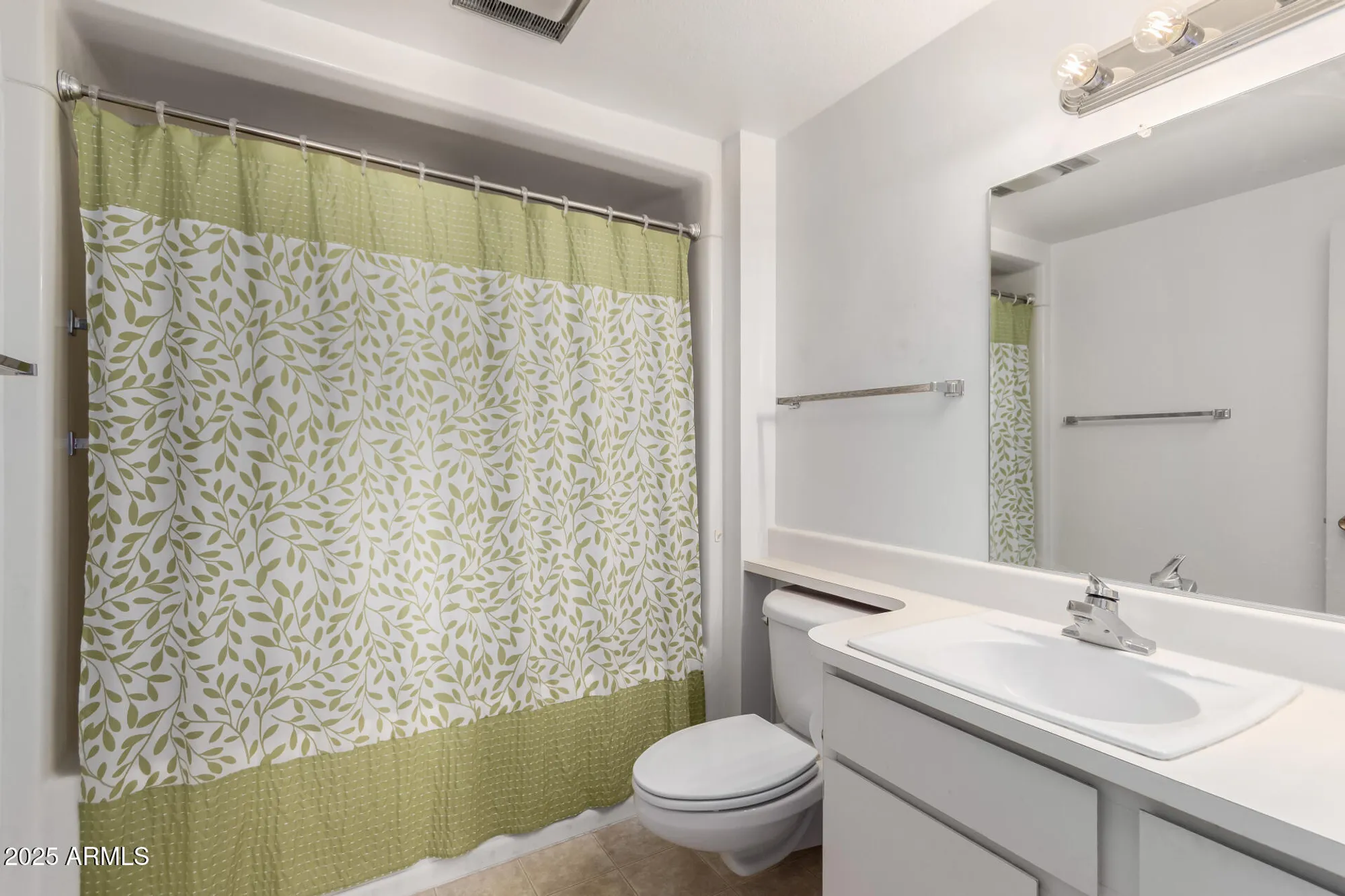 Property Slideshow image 21 of 31 | 13335 w hardwood dr, Sun City West, AZ, 85375