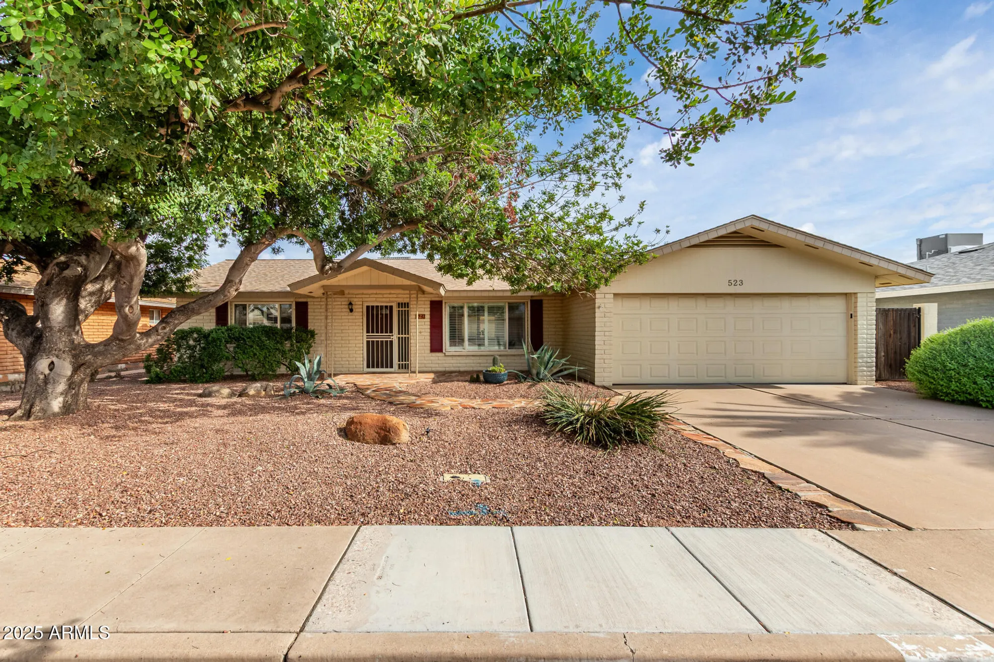 Property Slideshow image 1 of 30 | 523 s roanoke, Mesa, AZ, 85206