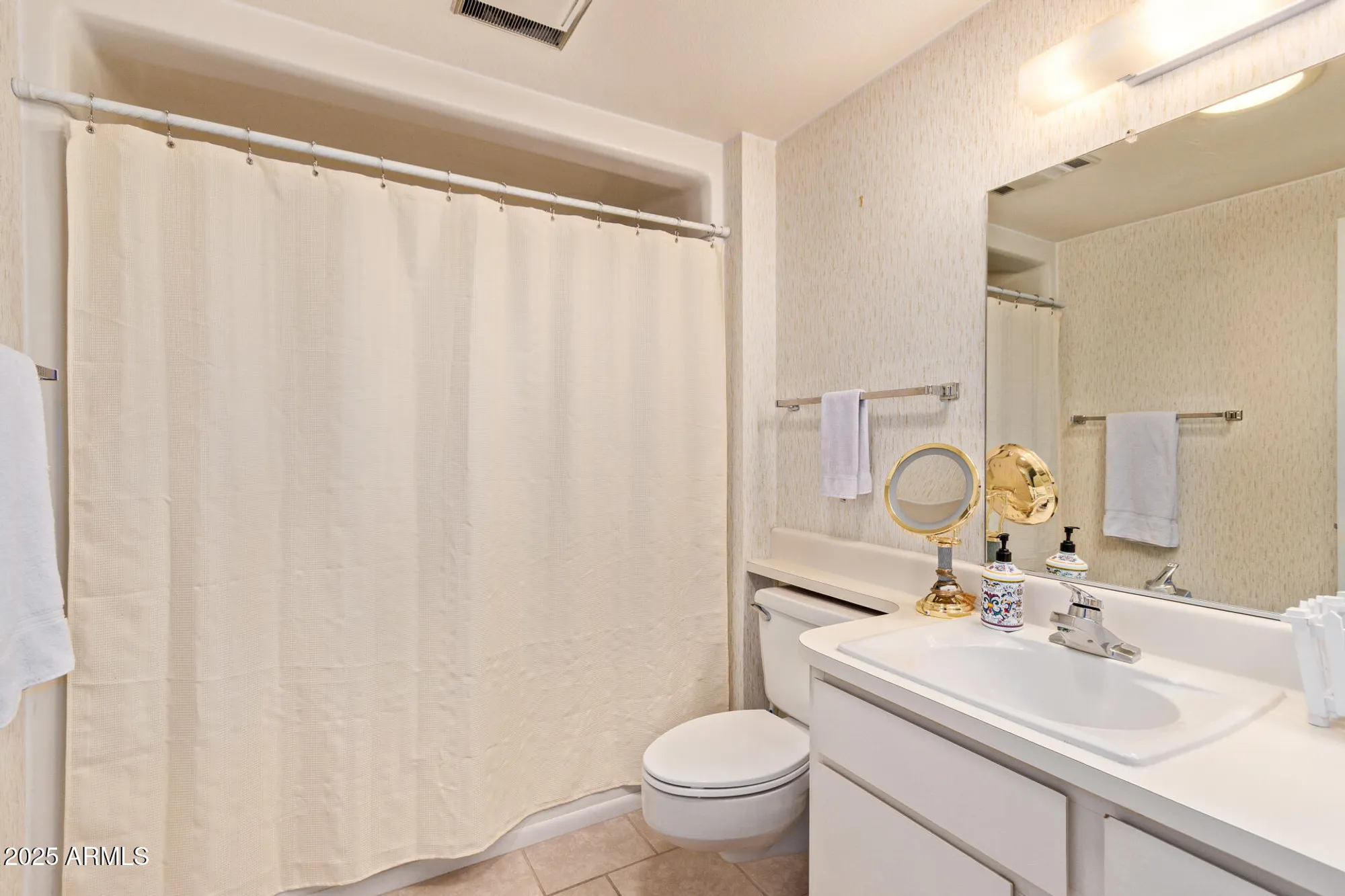 Property Slideshow image 15 of 20 | 13228 w hyacinth dr, Sun City West, AZ, 85375