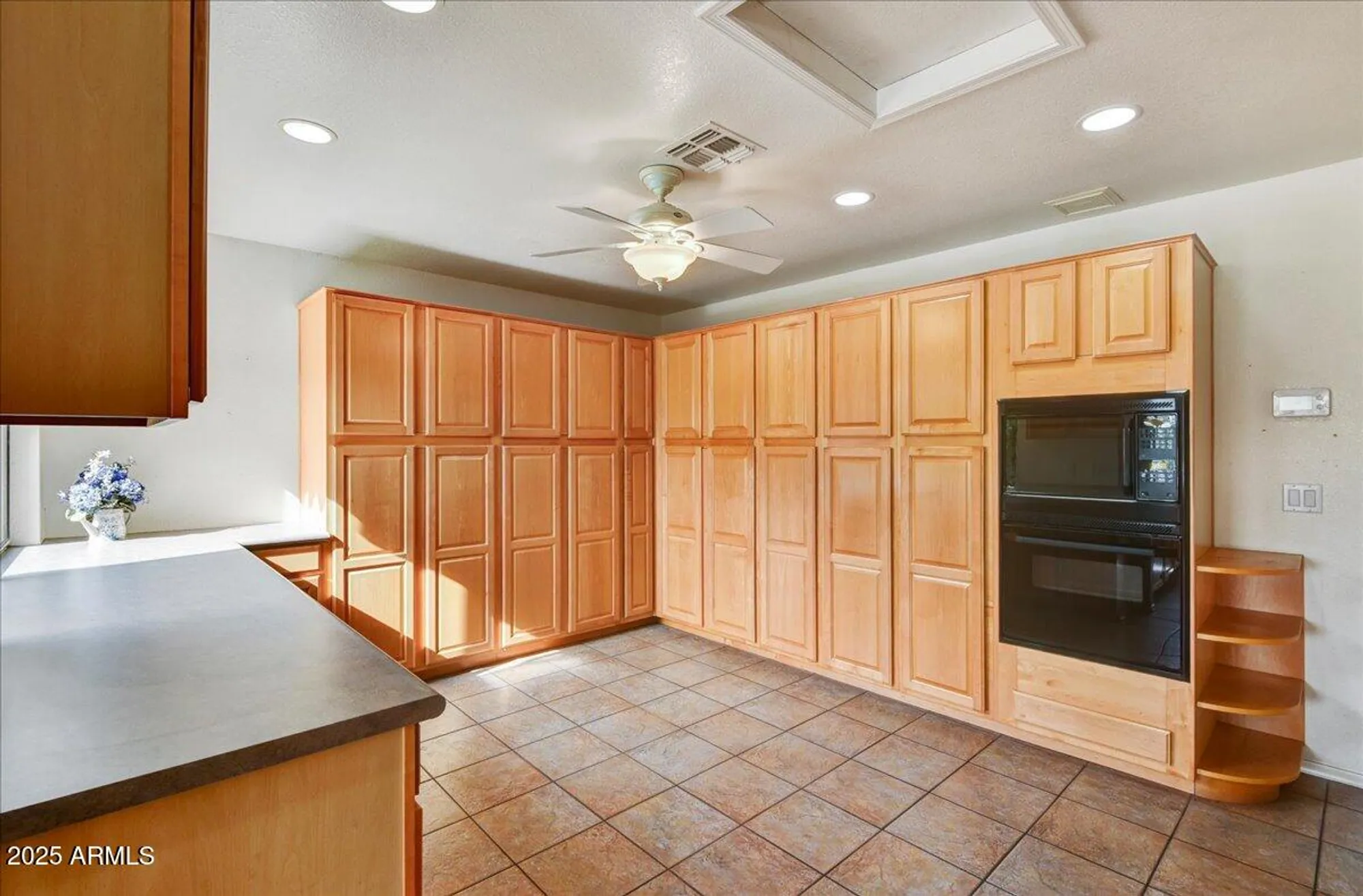 Property Slideshow image 8 of 25 | 8423 w behrend dr, Peoria, AZ, 85382