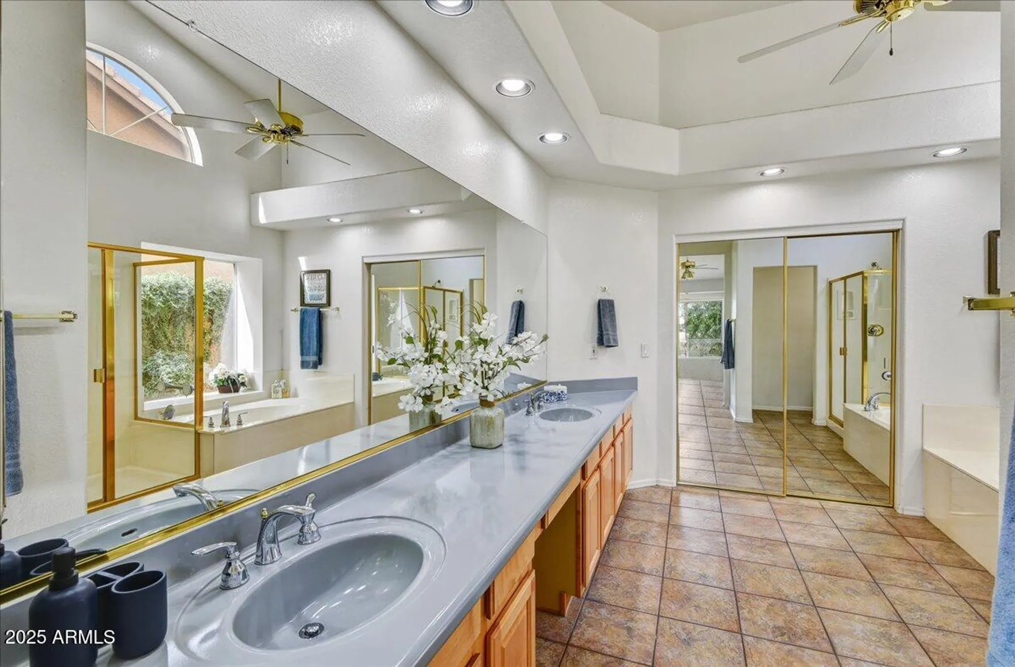 Property Slideshow image 10 of 25 | 8423 w behrend dr, Peoria, AZ, 85382