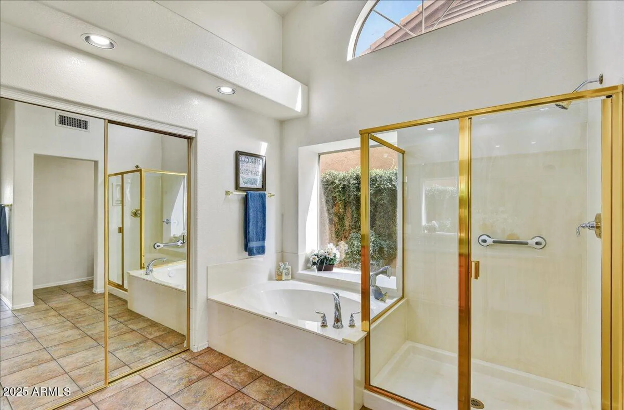 Property Slideshow image 11 of 25 | 8423 w behrend dr, Peoria, AZ, 85382