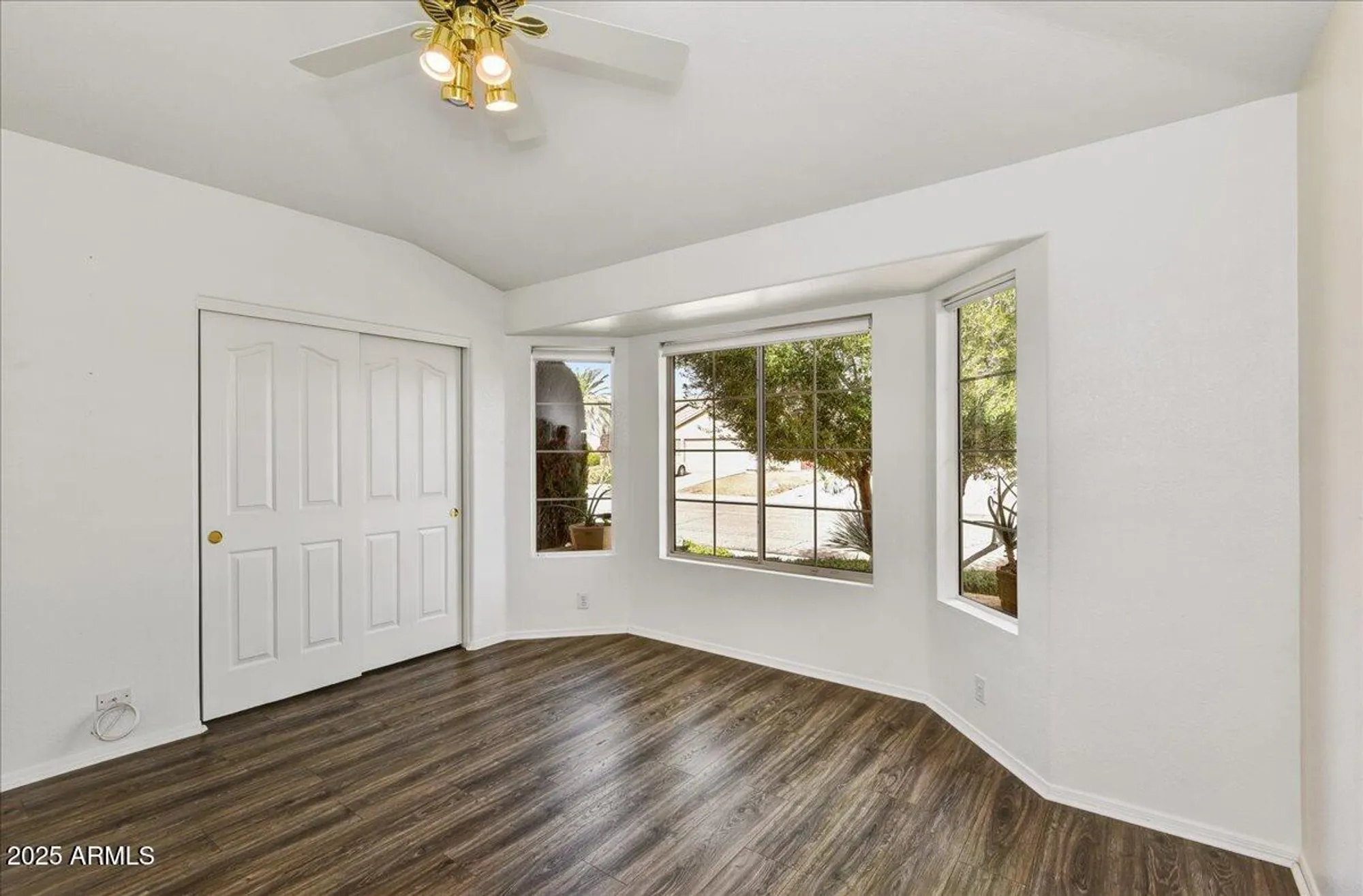 Property Slideshow image 12 of 25 | 8423 w behrend dr, Peoria, AZ, 85382