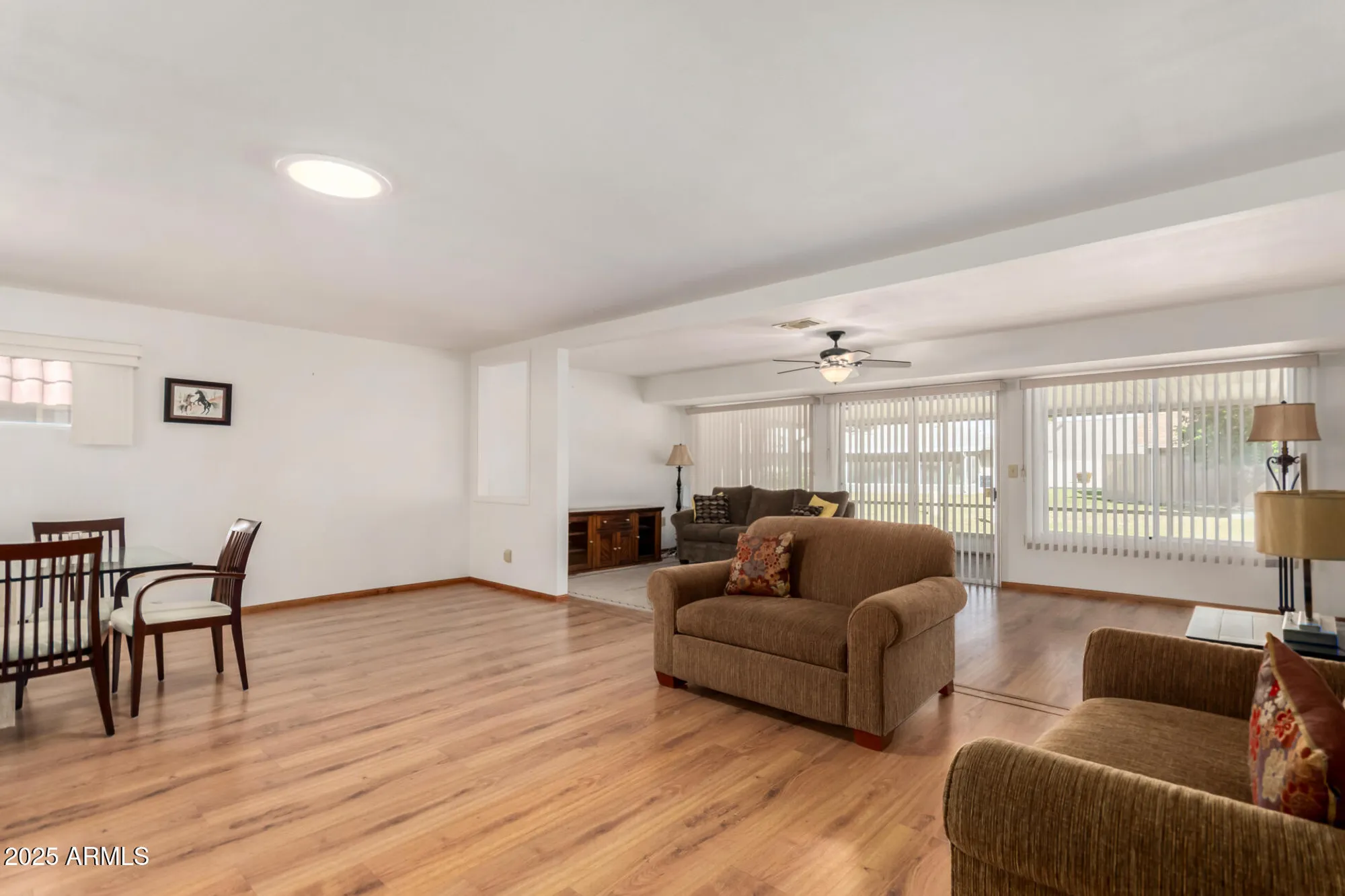 Property Slideshow image 10 of 36 | 10304 w kingswood cir, Sun City, AZ, 85351