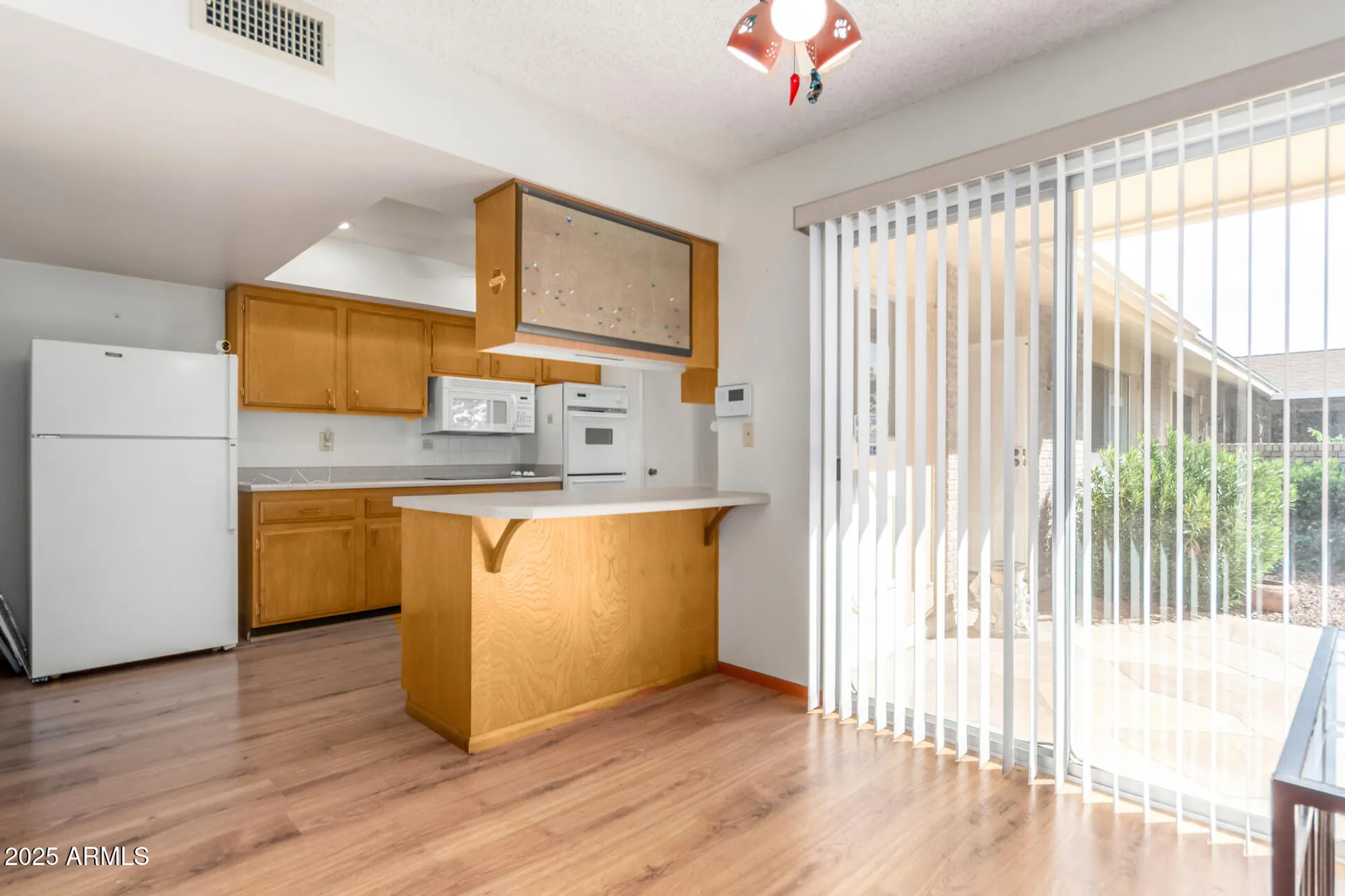 Property Slideshow image 18 of 36 | 10304 w kingswood cir, Sun City, AZ, 85351