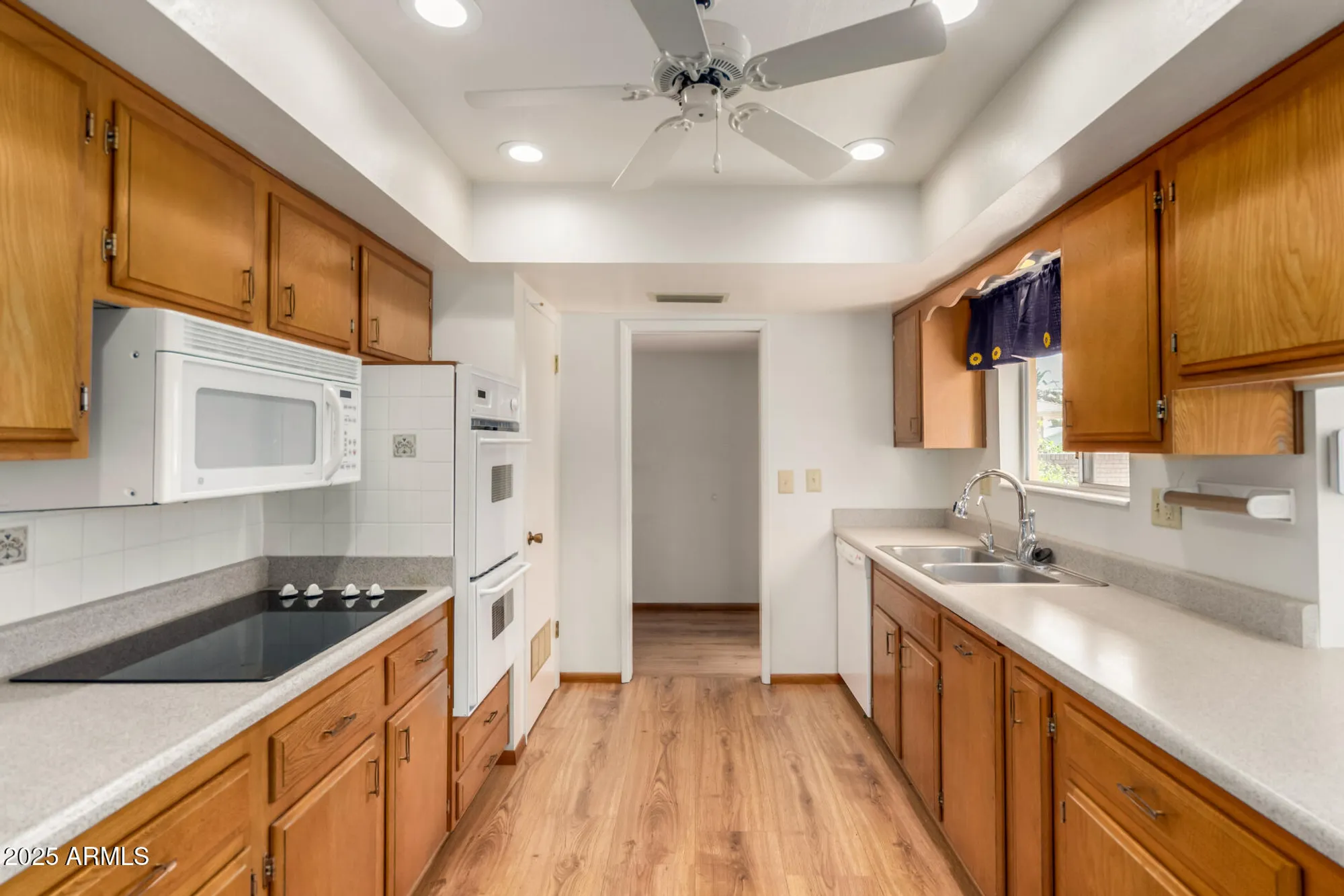 Property Slideshow image 20 of 36 | 10304 w kingswood cir, Sun City, AZ, 85351