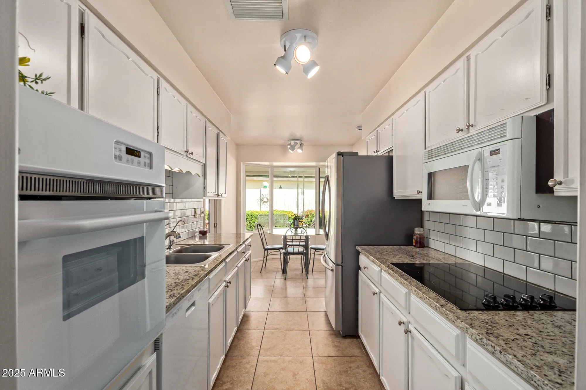 Property Slideshow image 10 of 39 | 7650 e medlock dr, Scottsdale, AZ, 85250