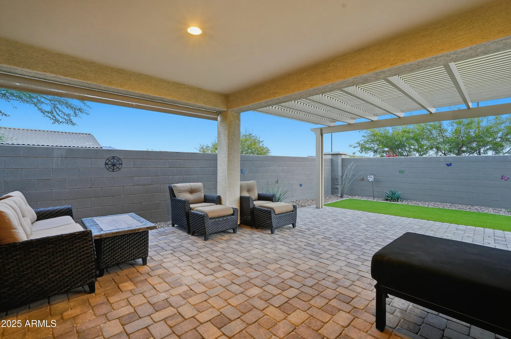 Property Slideshow image 14 of 34 | 18055 w muirwood dr, Goodyear, AZ, 85338