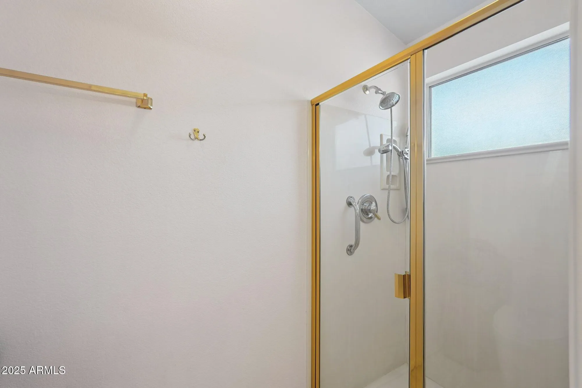 Property Slideshow image 18 of 29 | 19826 n 86th dr, Peoria, AZ, 85382