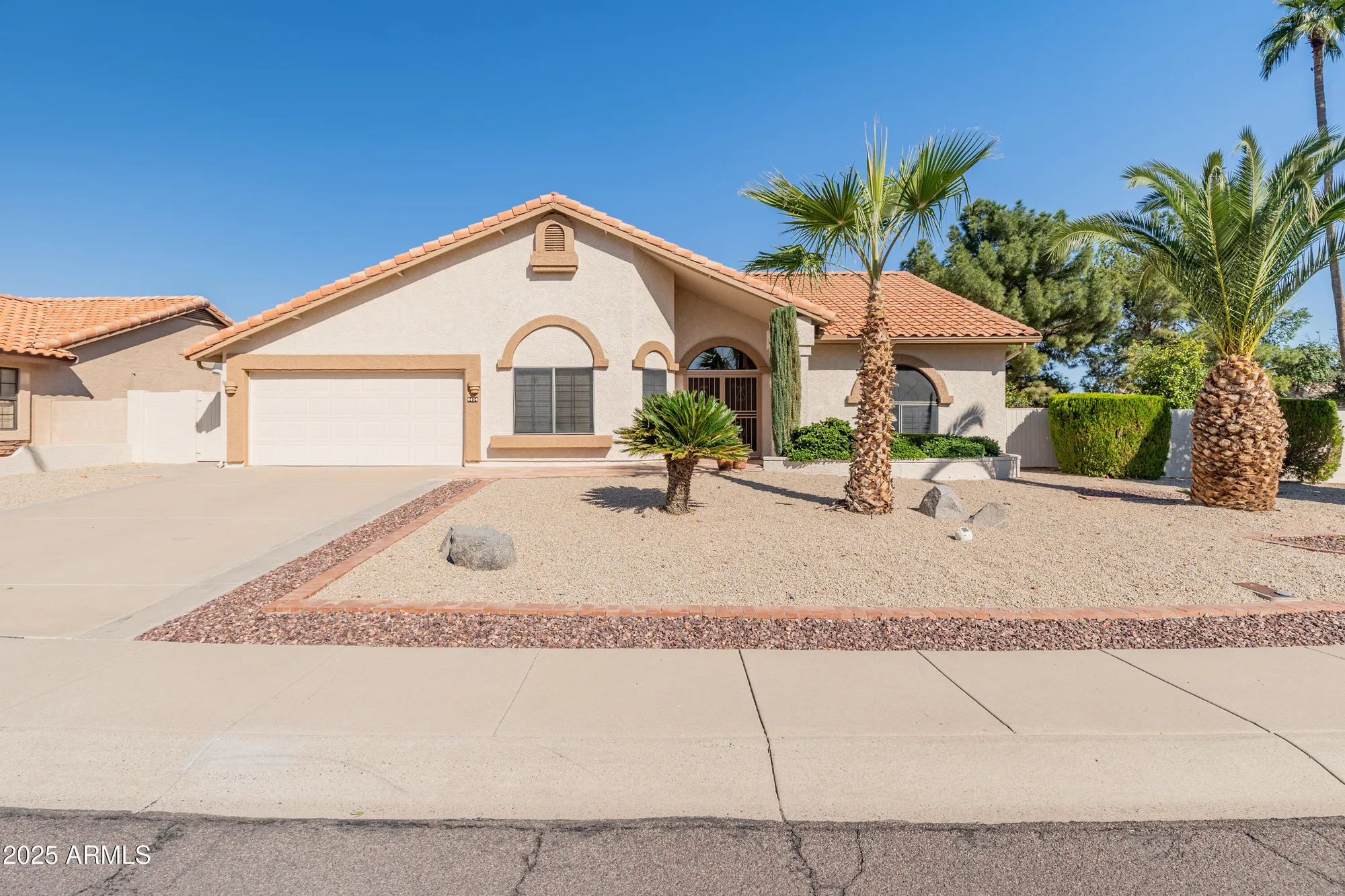 Property Slideshow image 1 of 54 | 9414 w tonto ln, Peoria, AZ, 85382