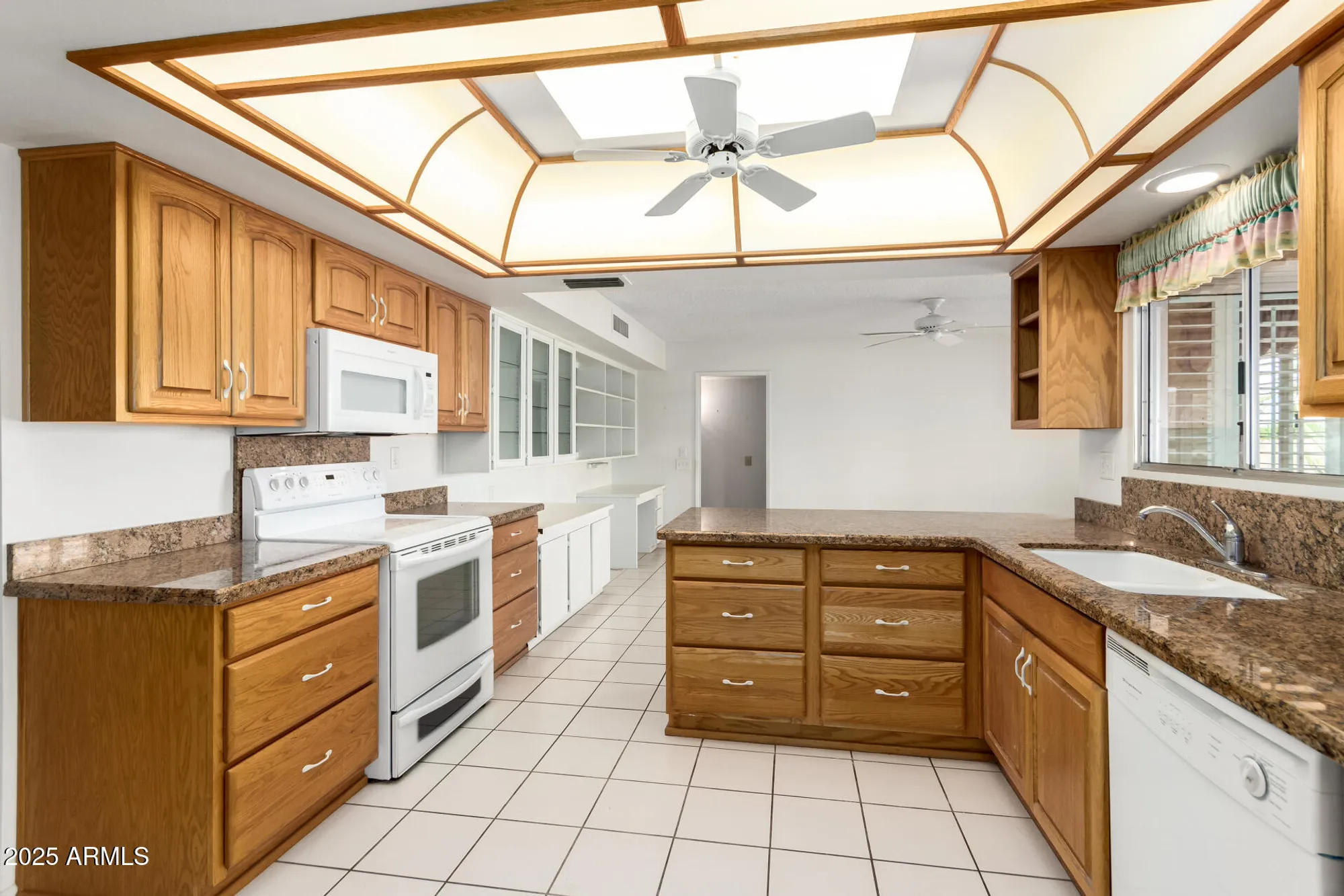 Property Slideshow image 17 of 51 | 13206 w spanish garden dr, Sun City West, AZ, 85375