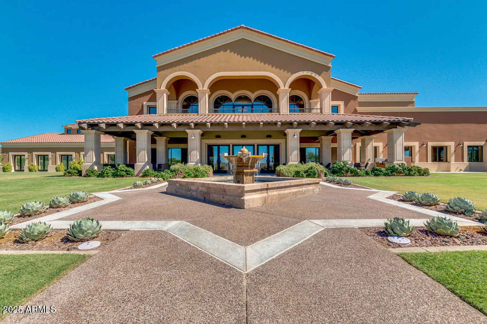 Property Slideshow image 20 of 37 | 17108 s 180th dr, Goodyear, AZ, 85338