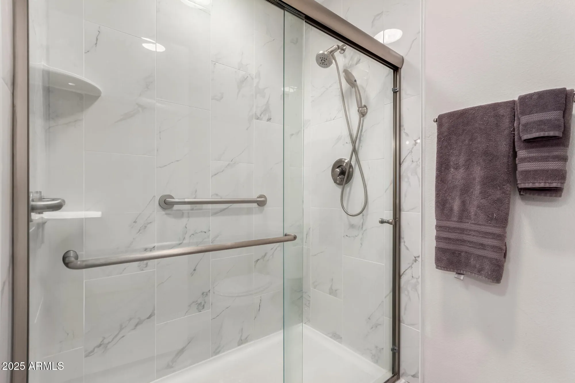 Property Slideshow image 19 of 38 | 26422 s new town dr, Sun Lakes, AZ, 85248