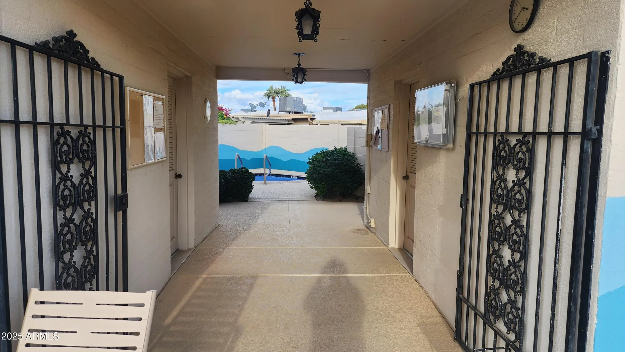 Property Slideshow image 33 of 39 | 7650 e medlock dr, Scottsdale, AZ, 85250