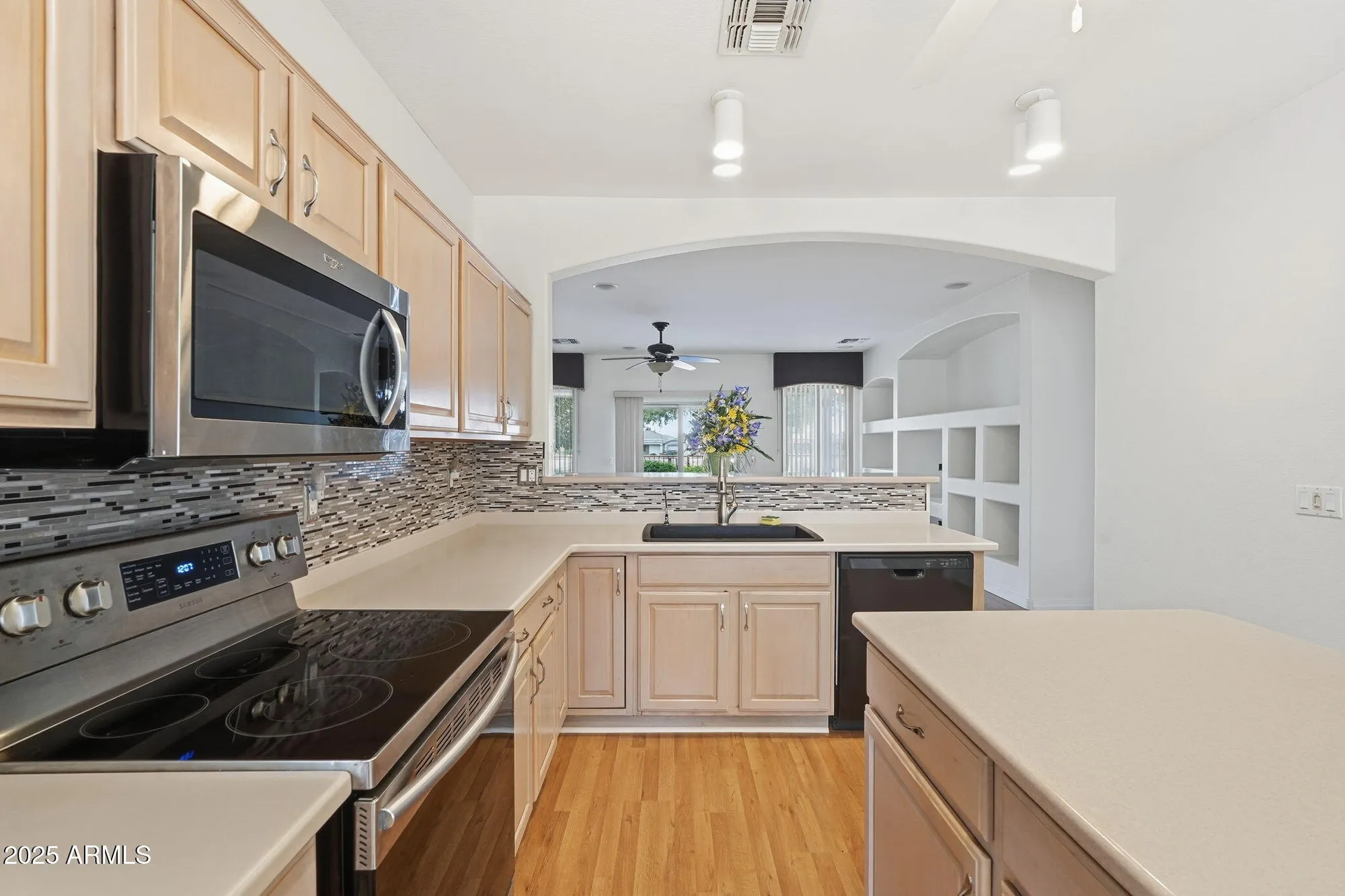 Property Slideshow image 4 of 42 | 6288 s pinaleno pl, Chandler, AZ, 85249