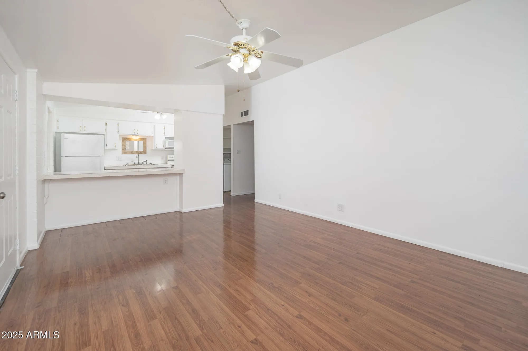 Property Slideshow image 2 of 28 | 10620 w oakmont dr, Sun City, AZ, 85351