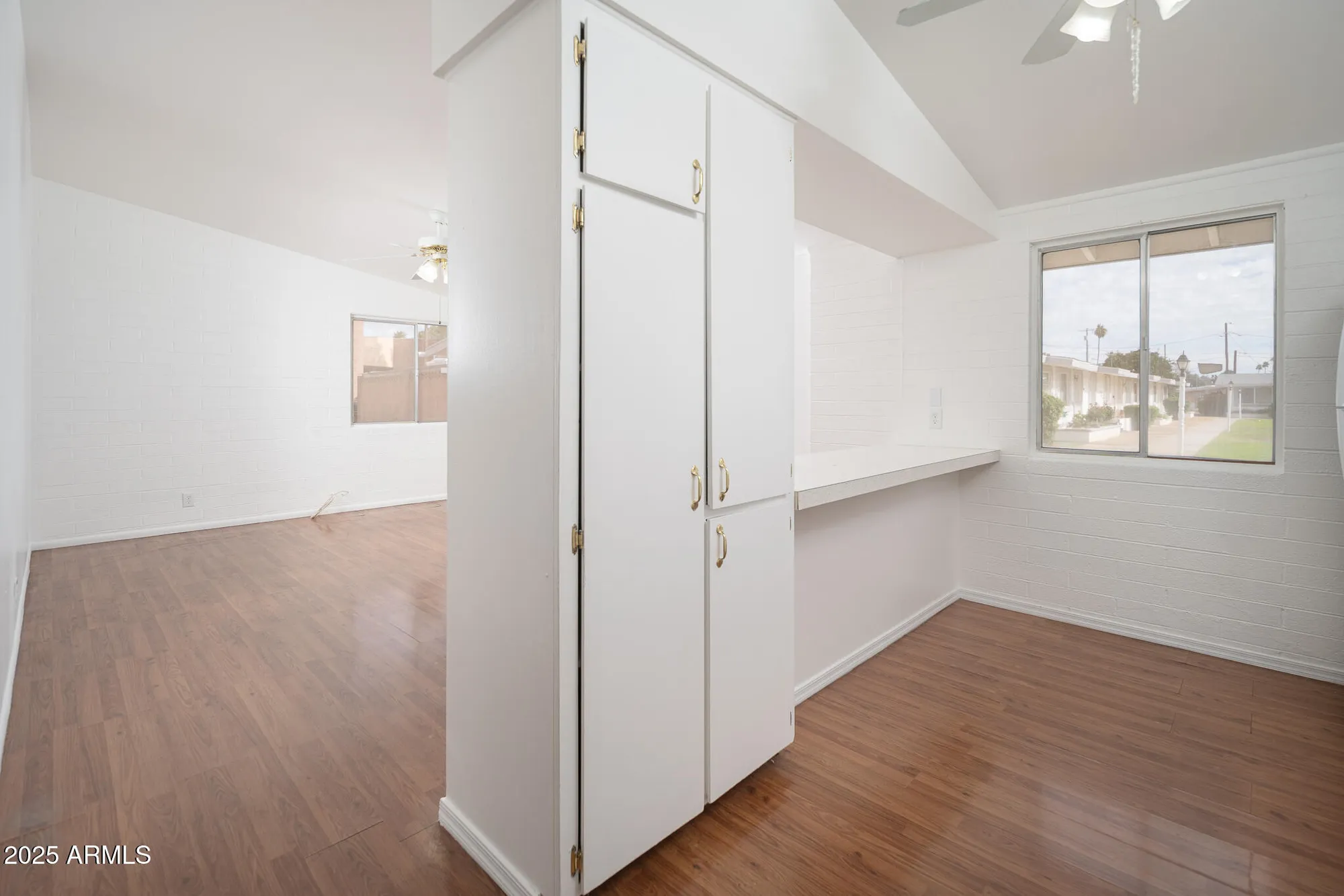 Property Slideshow image 5 of 28 | 10620 w oakmont dr, Sun City, AZ, 85351