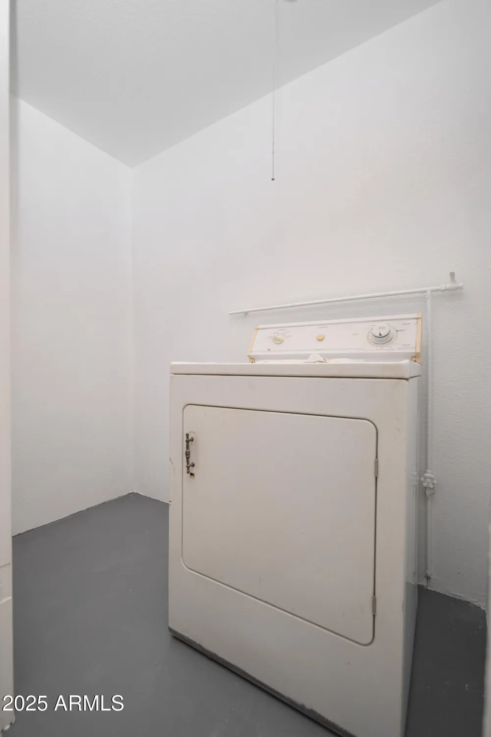 Property Slideshow image 17 of 28 | 10620 w oakmont dr, Sun City, AZ, 85351