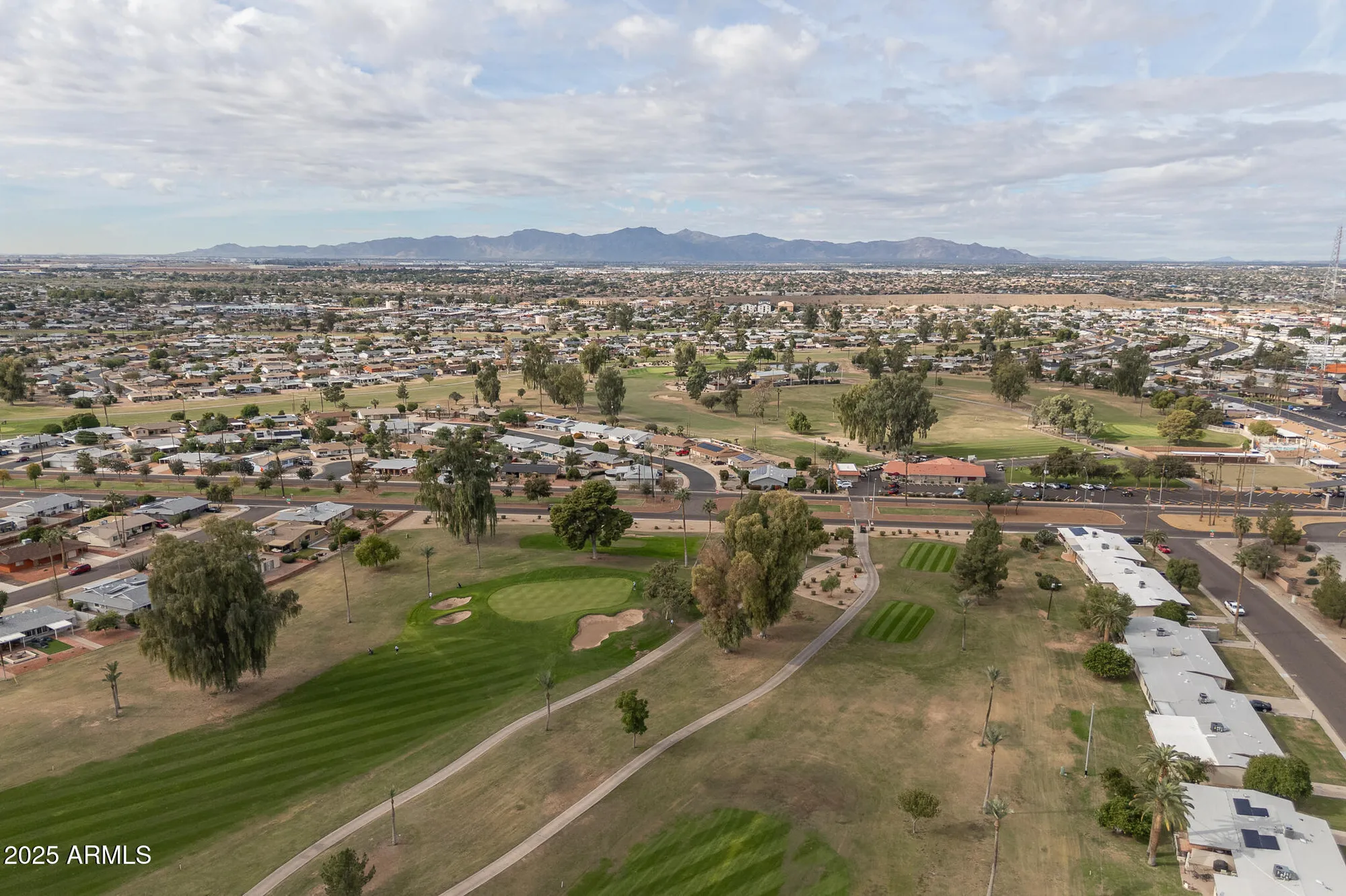 Property Slideshow image 23 of 28 | 10620 w oakmont dr, Sun City, AZ, 85351