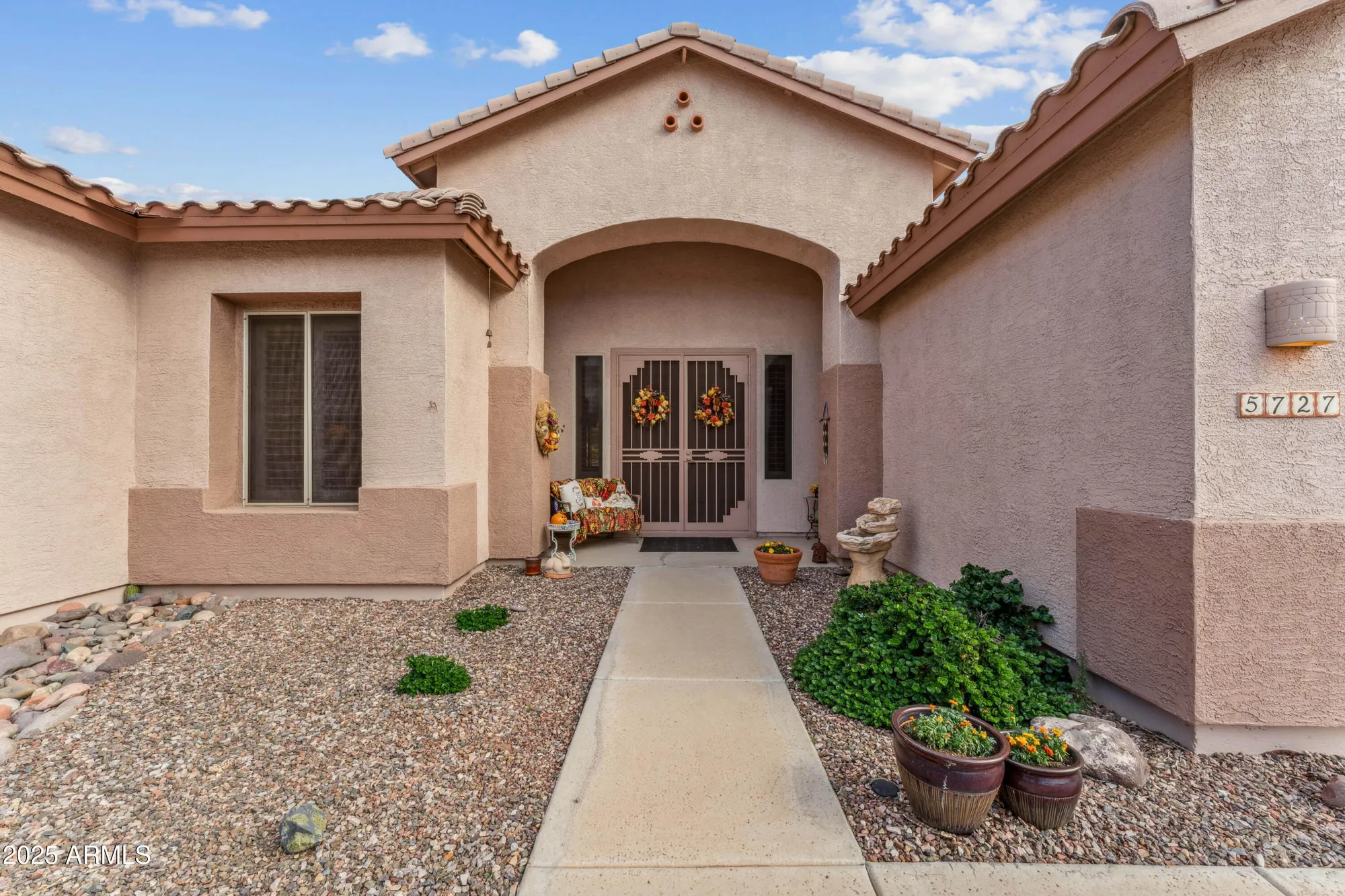Property Slideshow image 2 of 30 | 5727 s golden barrel ct, Gold Canyon, AZ, 85118