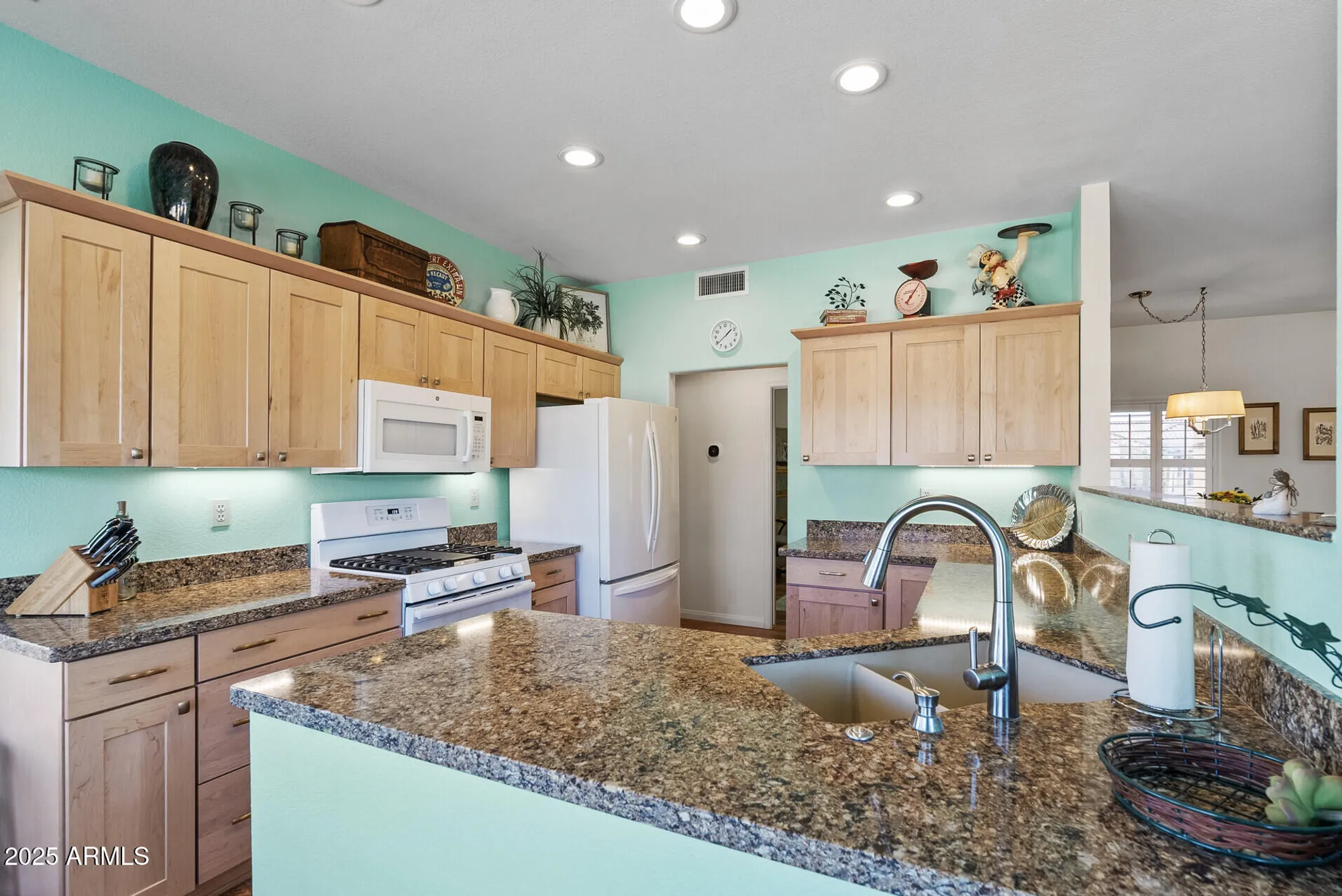 Property Slideshow image 20 of 51 | 15312 w heritage dr, Sun City West, AZ, 85375