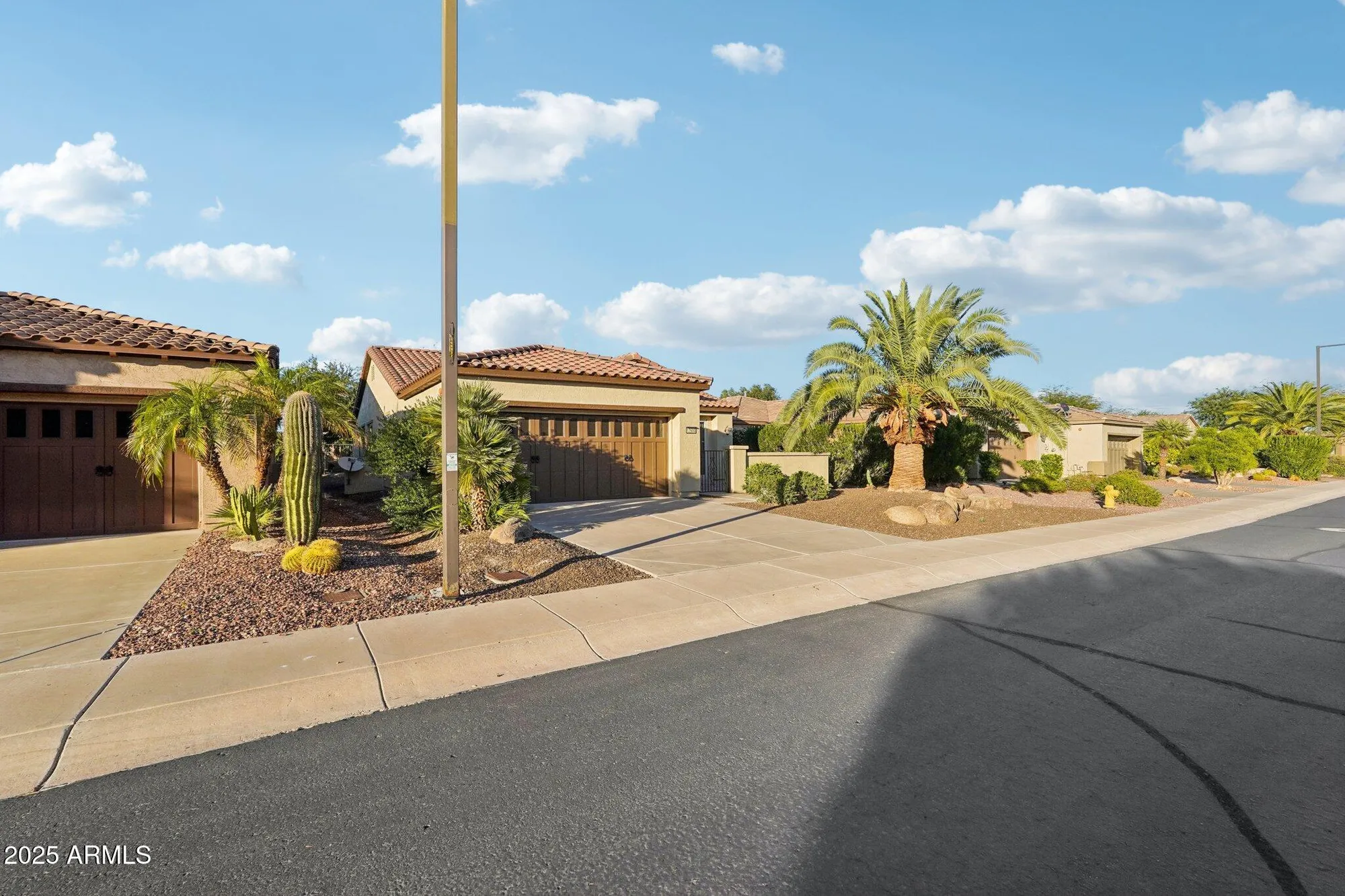 Property Slideshow image 6 of 58 | 12600 w rosewood ln, Peoria, AZ, 85383