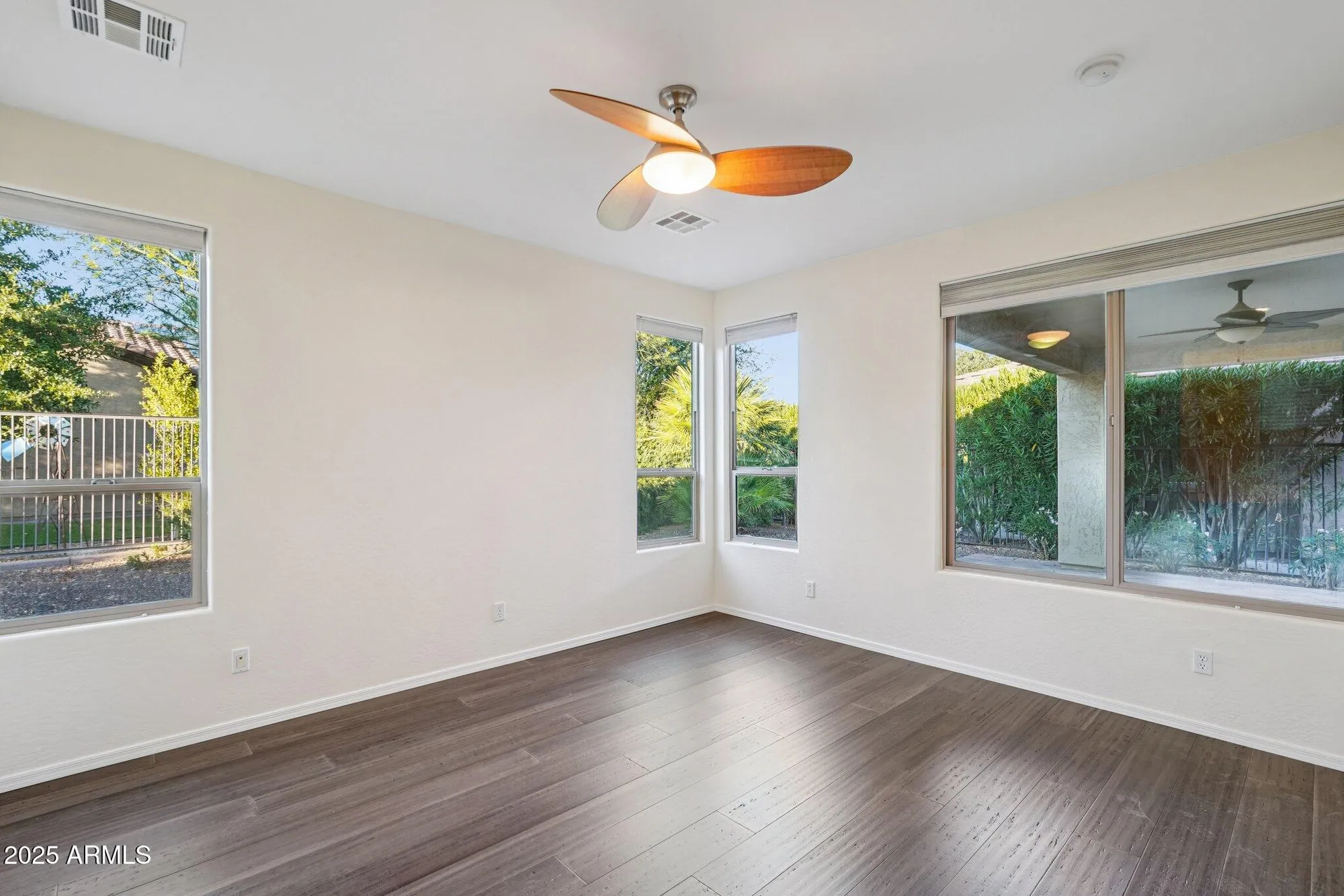 Property Slideshow image 27 of 58 | 12600 w rosewood ln, Peoria, AZ, 85383