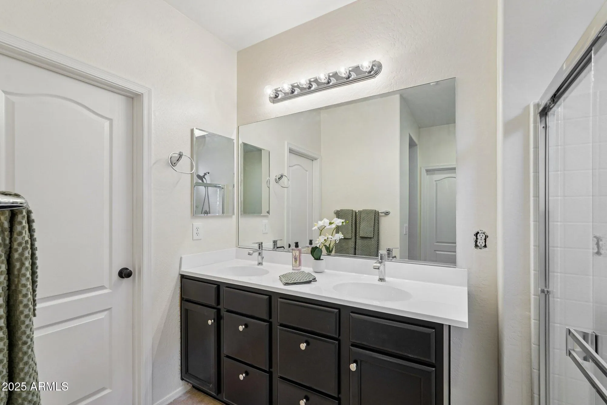 Property Slideshow image 30 of 58 | 12600 w rosewood ln, Peoria, AZ, 85383