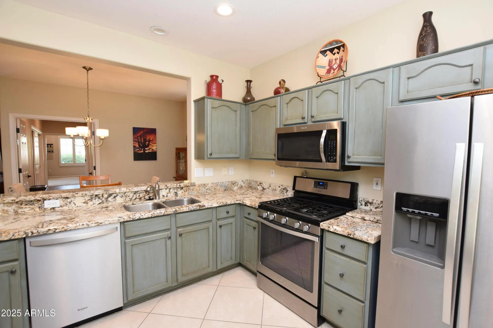 Property Slideshow image 14 of 28 | 15624 w azalea ln, Surprise, AZ, 85374