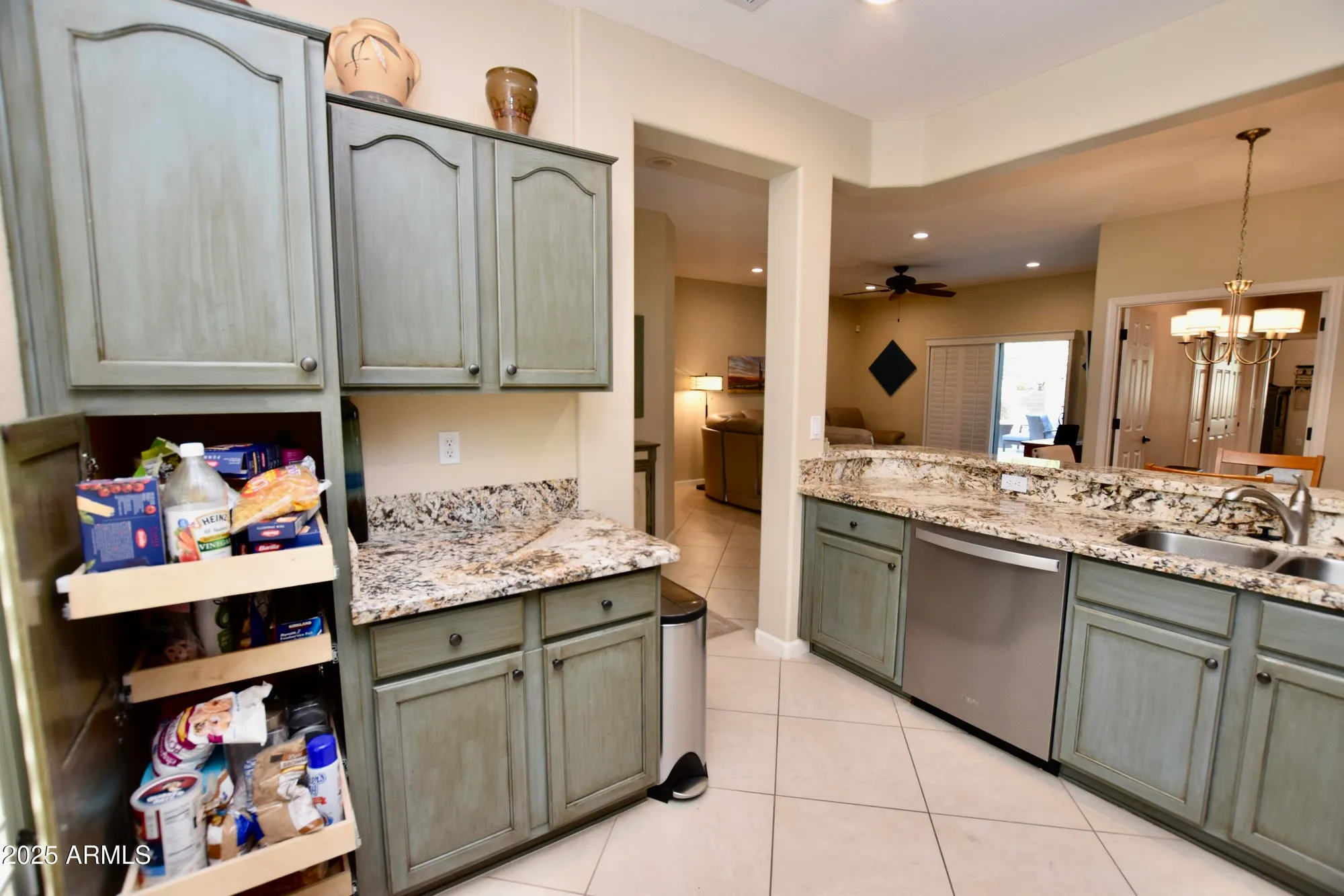 Property Slideshow image 15 of 28 | 15624 w azalea ln, Surprise, AZ, 85374