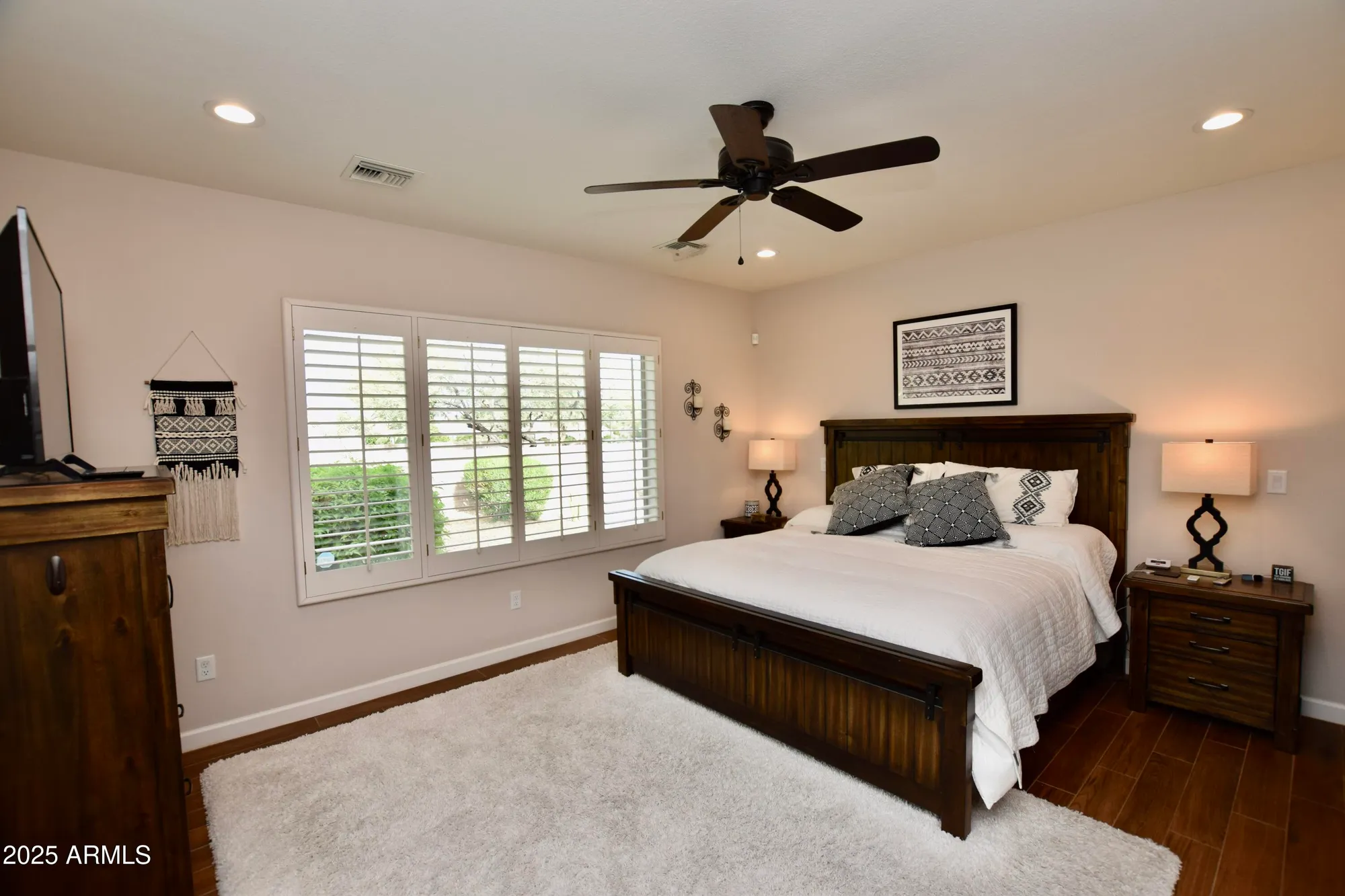 Property Slideshow image 3 of 28 | 15624 w azalea ln, Surprise, AZ, 85374