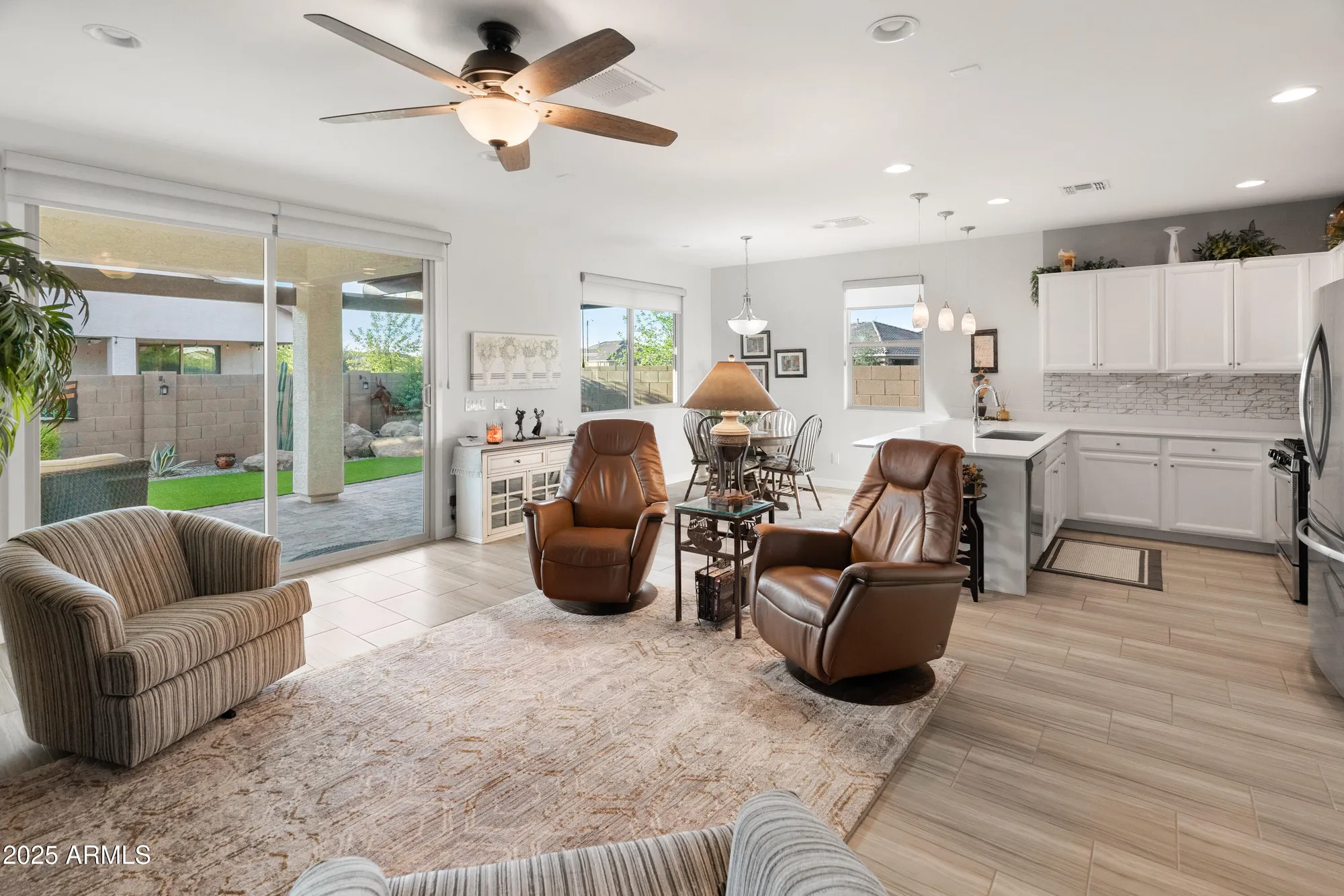 Property Slideshow image 12 of 51 | 24887 n 172nd dr, Surprise, AZ, 85387