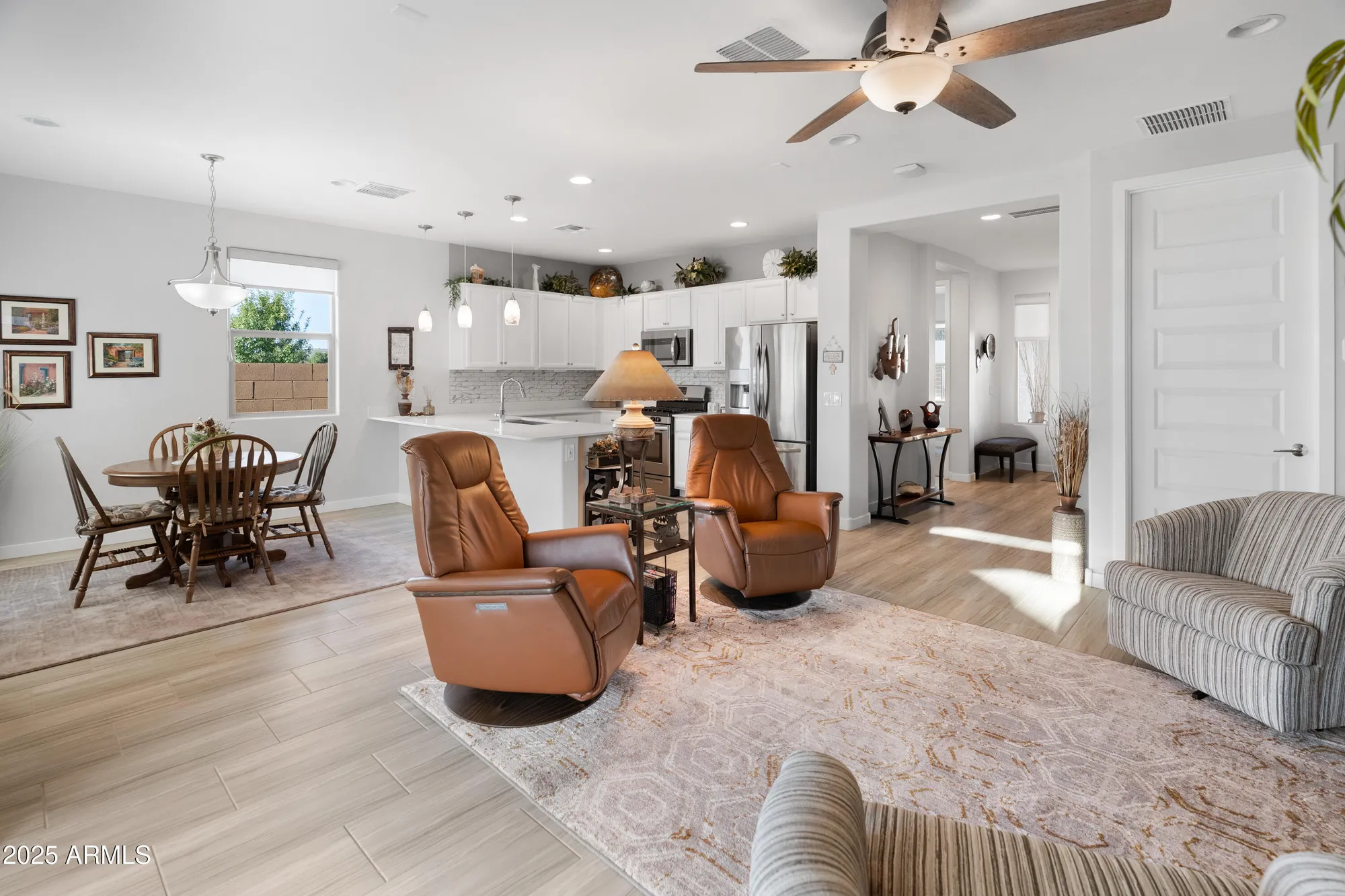 Property Slideshow image 10 of 51 | 24887 n 172nd dr, Surprise, AZ, 85387