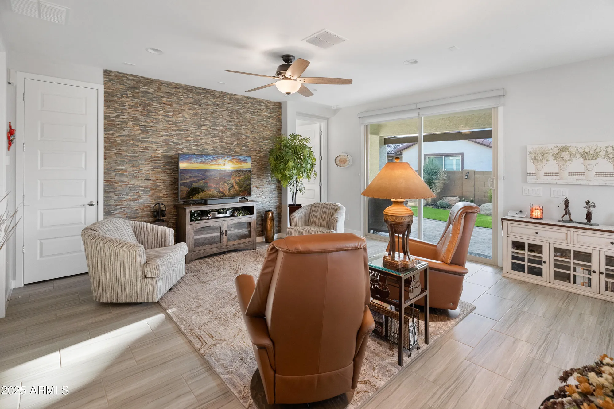 Property Slideshow image 5 of 51 | 24887 n 172nd dr, Surprise, AZ, 85387