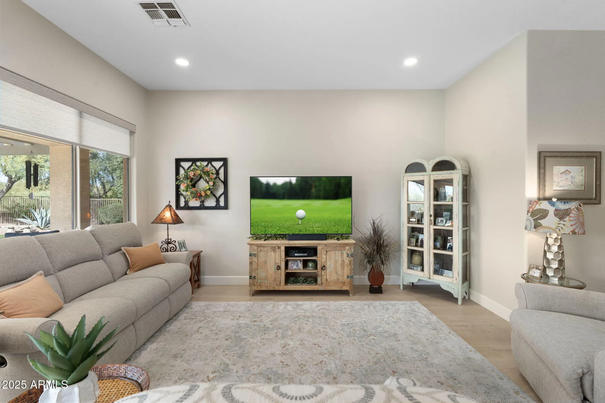 Property Slideshow image 7 of 48 | 4490 e apricot ln, Gilbert, AZ, 85298