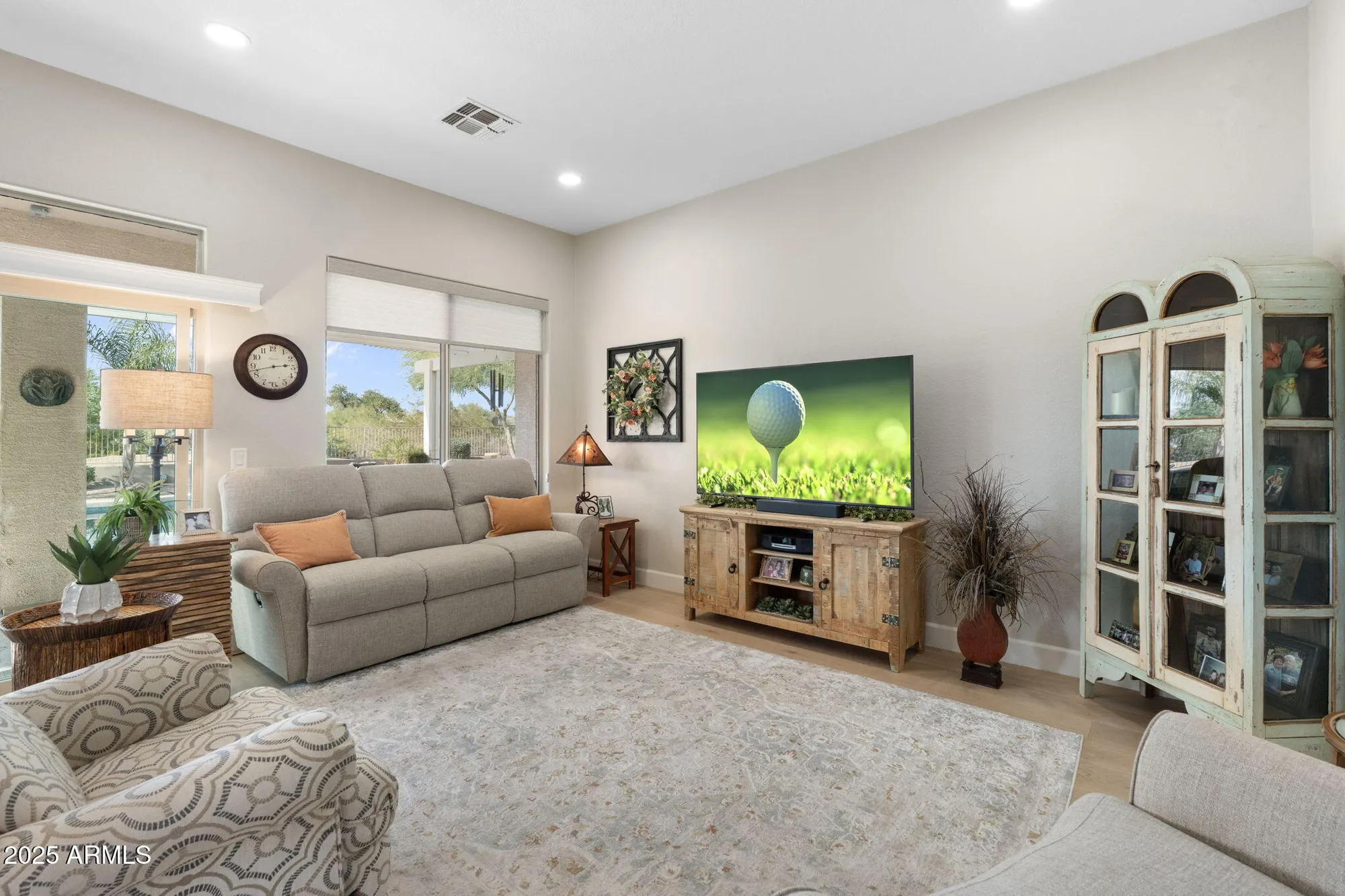 Property Slideshow image 6 of 48 | 4490 e apricot ln, Gilbert, AZ, 85298