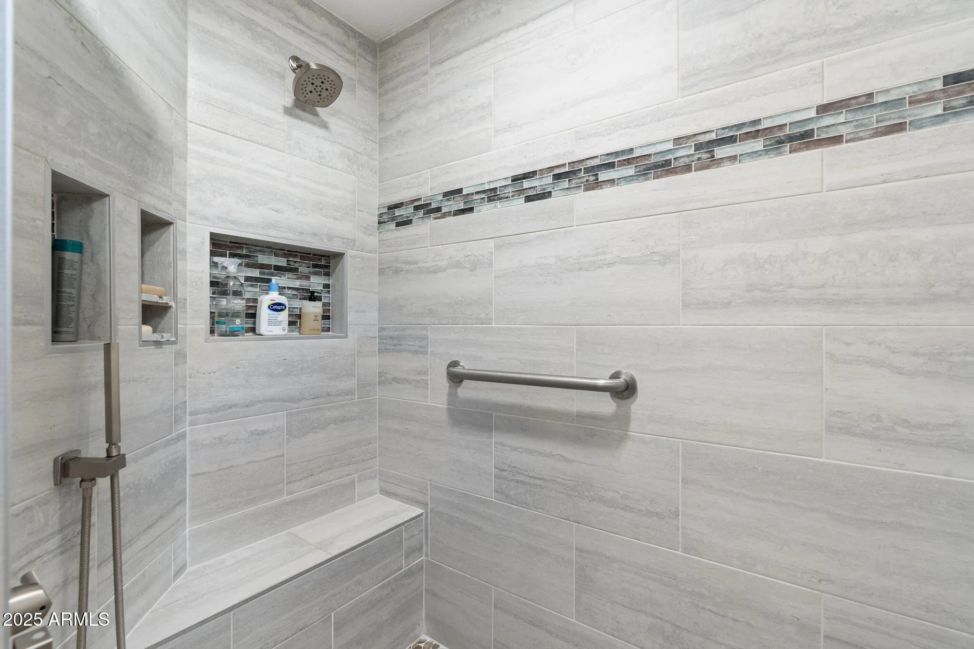 Property Slideshow image 18 of 48 | 4490 e apricot ln, Gilbert, AZ, 85298