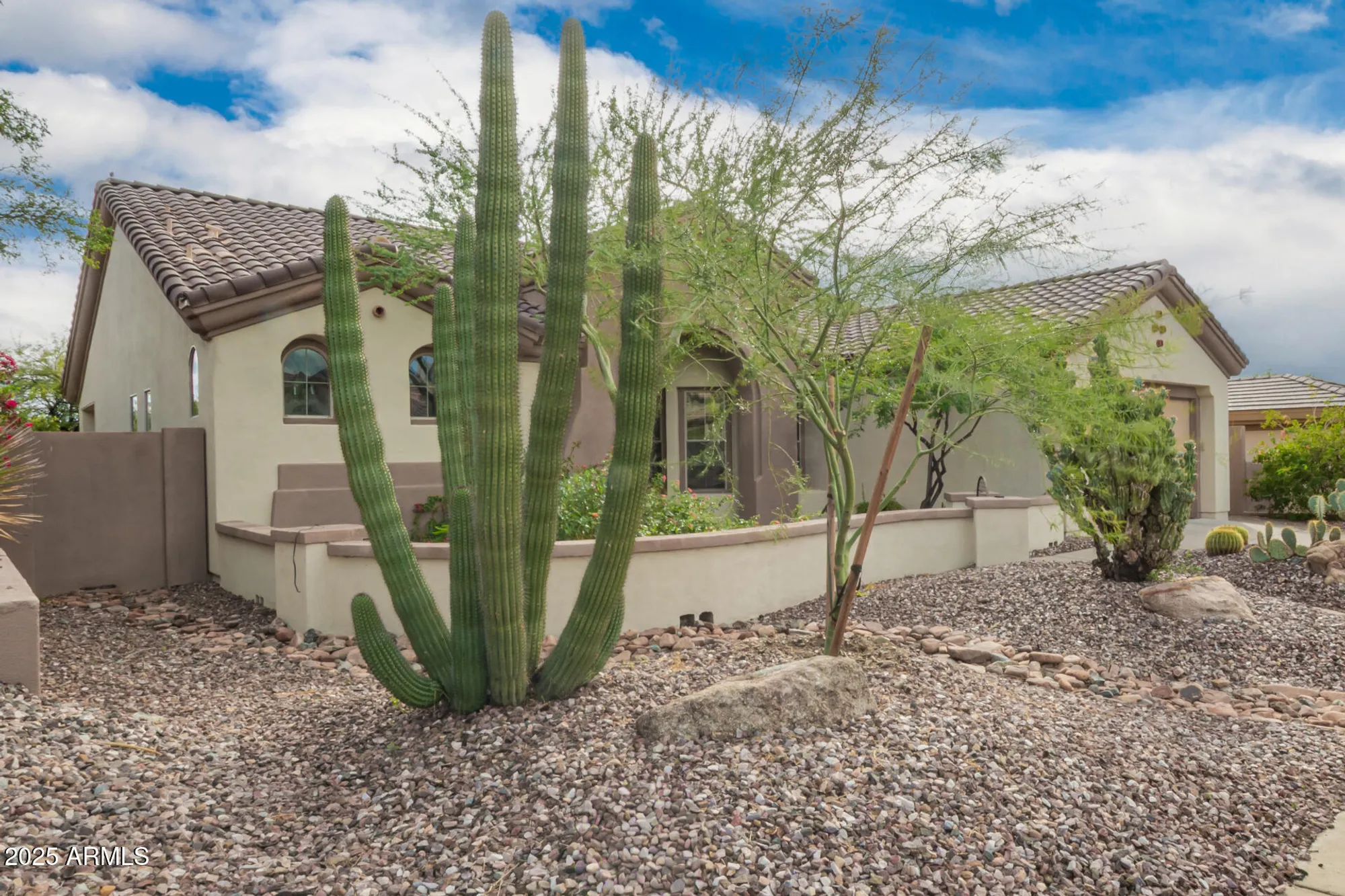 Property Slideshow image 5 of 78 | 41819 n iron horse ct, Anthem, AZ, 85086