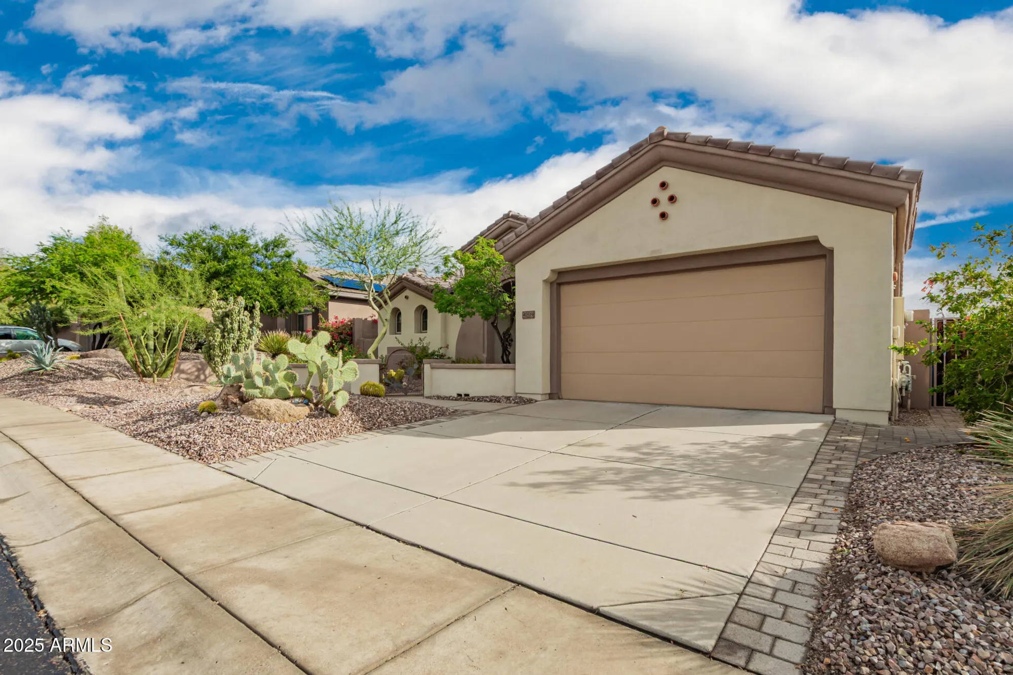 Property Slideshow image 6 of 78 | 41819 n iron horse ct, Anthem, AZ, 85086