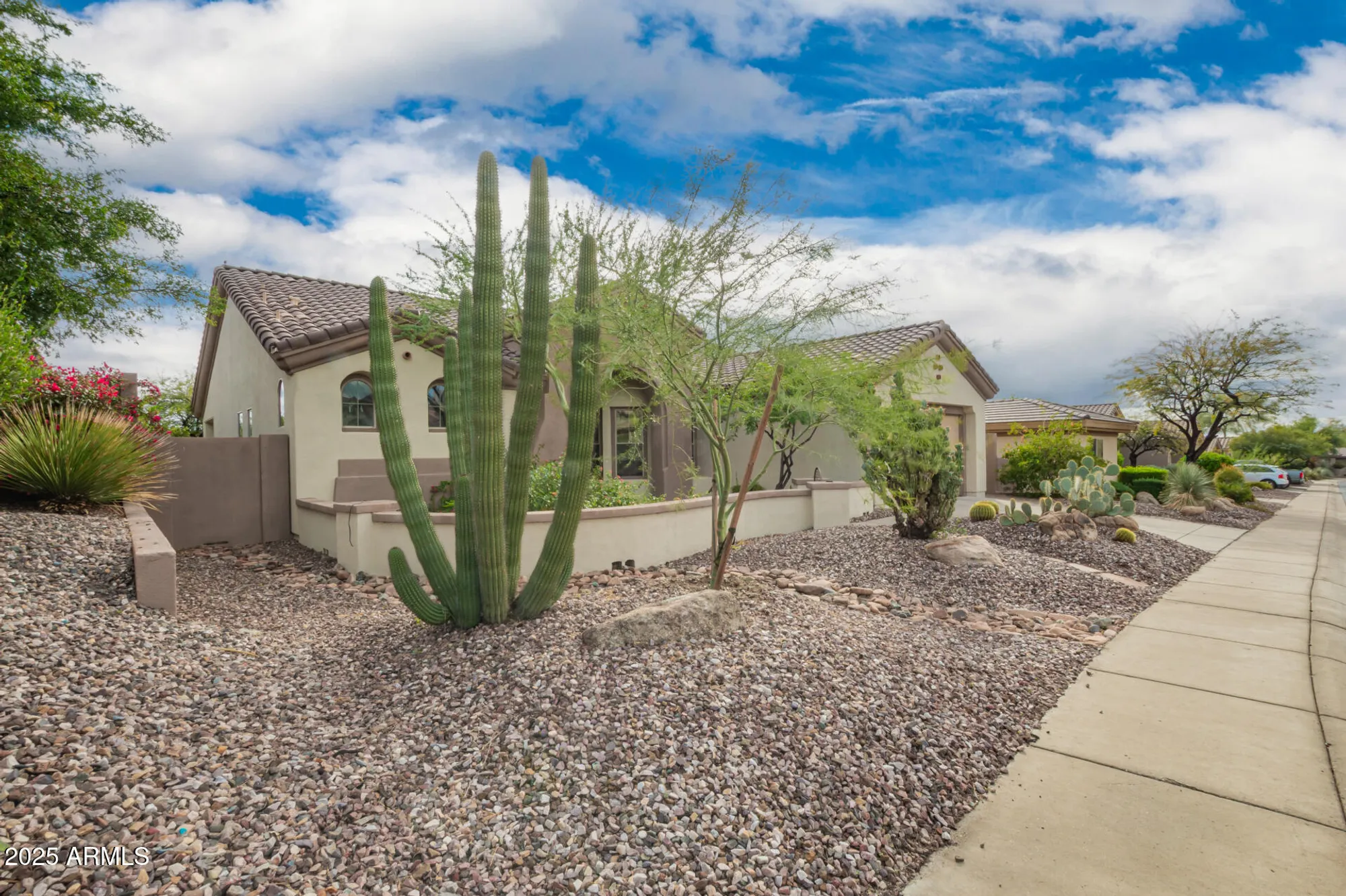 Property Slideshow image 4 of 78 | 41819 n iron horse ct, Anthem, AZ, 85086