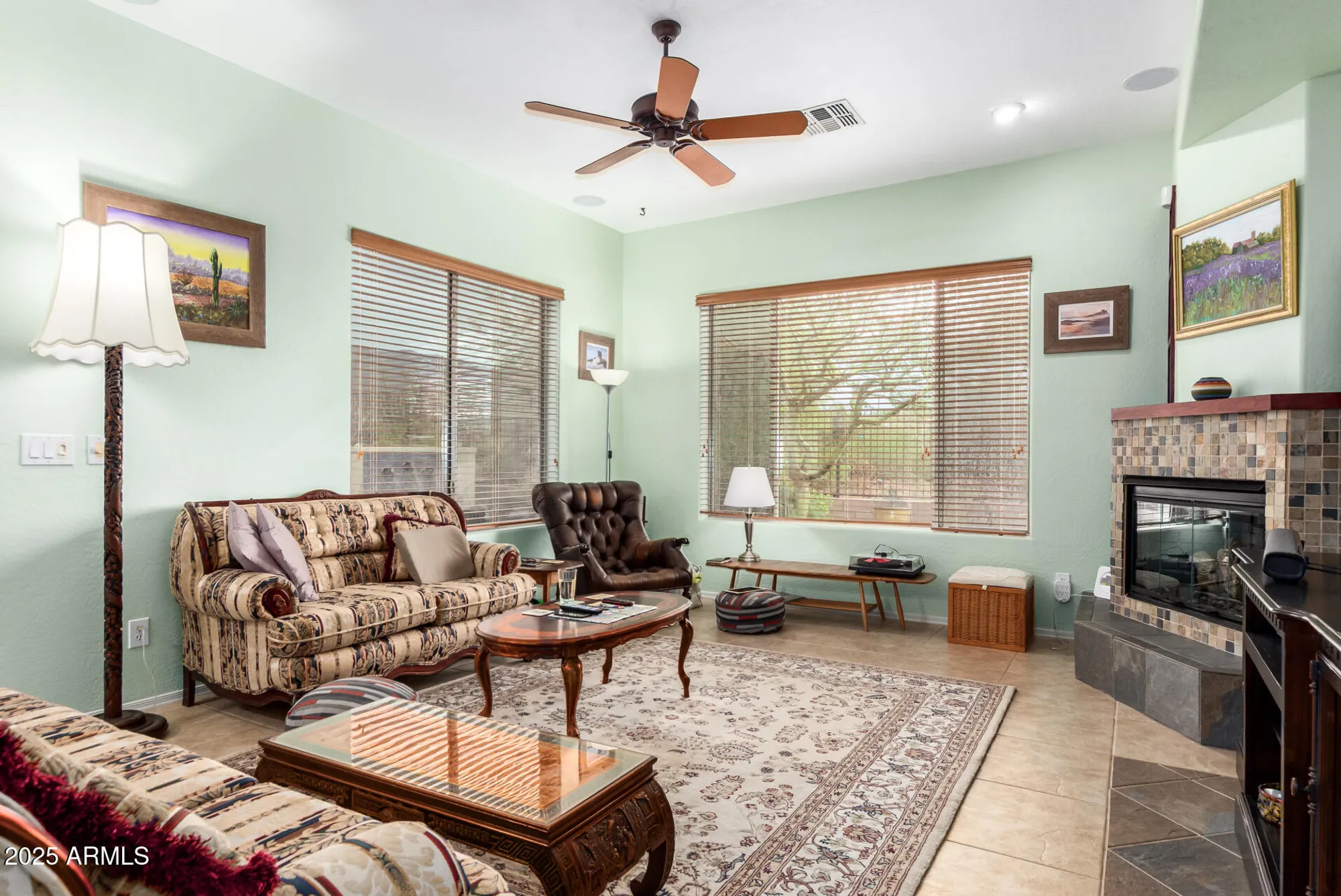 Property Slideshow image 9 of 78 | 41819 n iron horse ct, Anthem, AZ, 85086