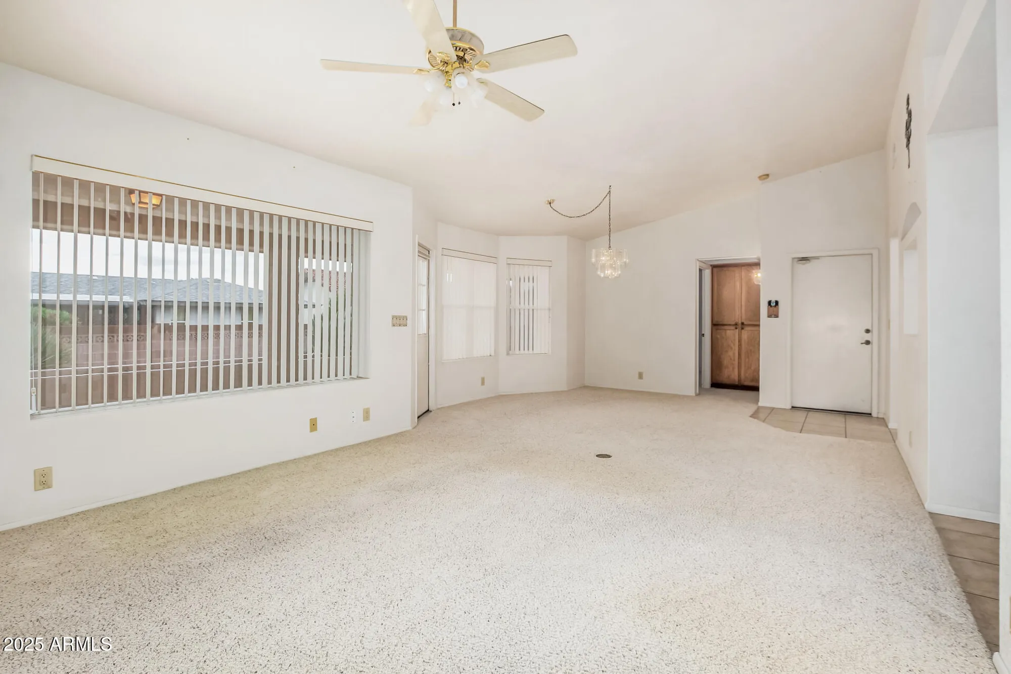 Property Slideshow image 5 of 30 | 7927 e natal ave, Mesa, AZ, 85209