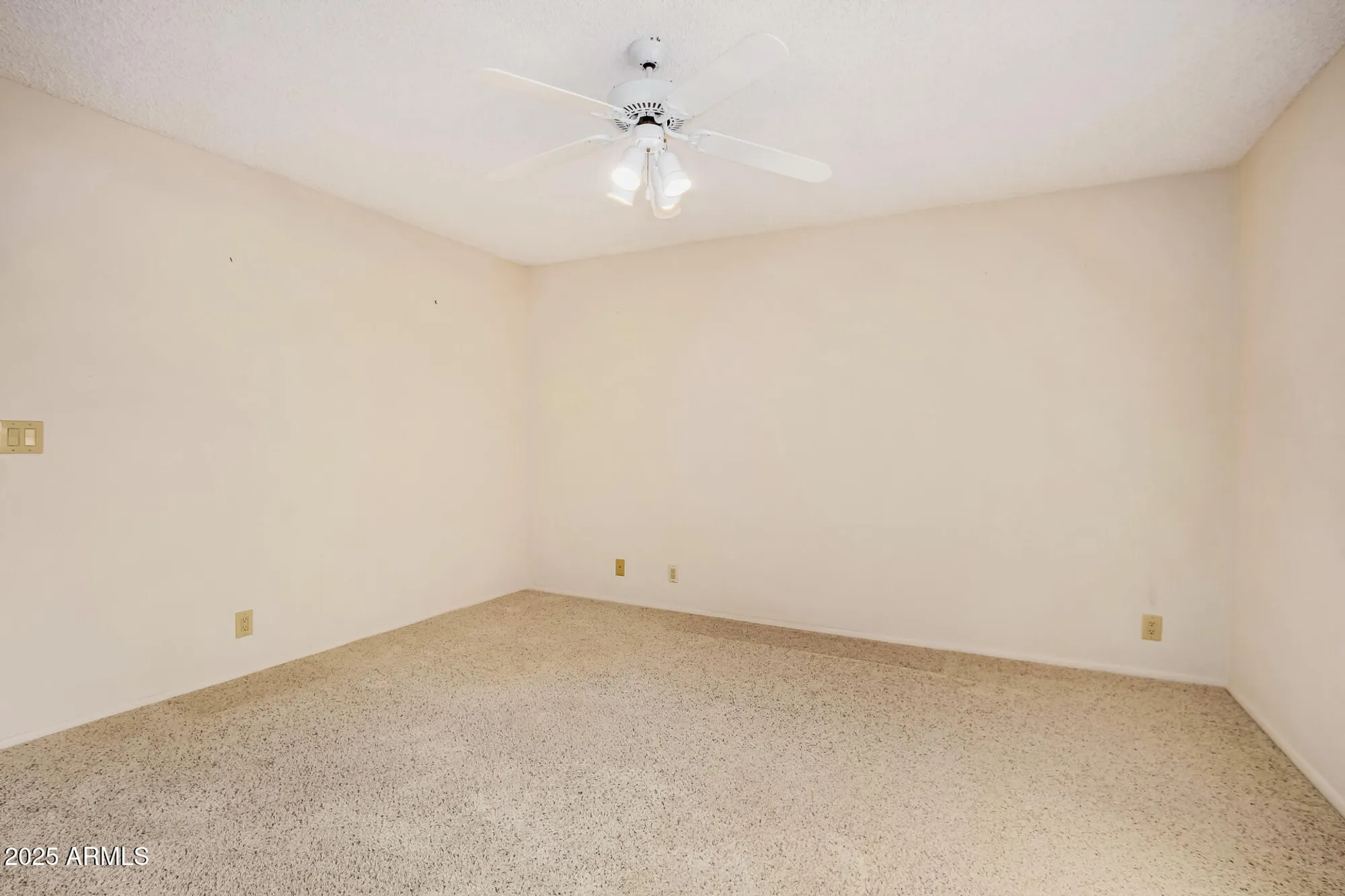 Property Slideshow image 19 of 30 | 7927 e natal ave, Mesa, AZ, 85209