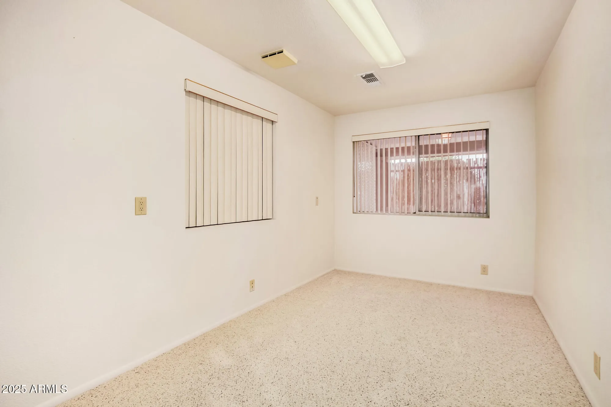 Property Slideshow image 20 of 30 | 7927 e natal ave, Mesa, AZ, 85209