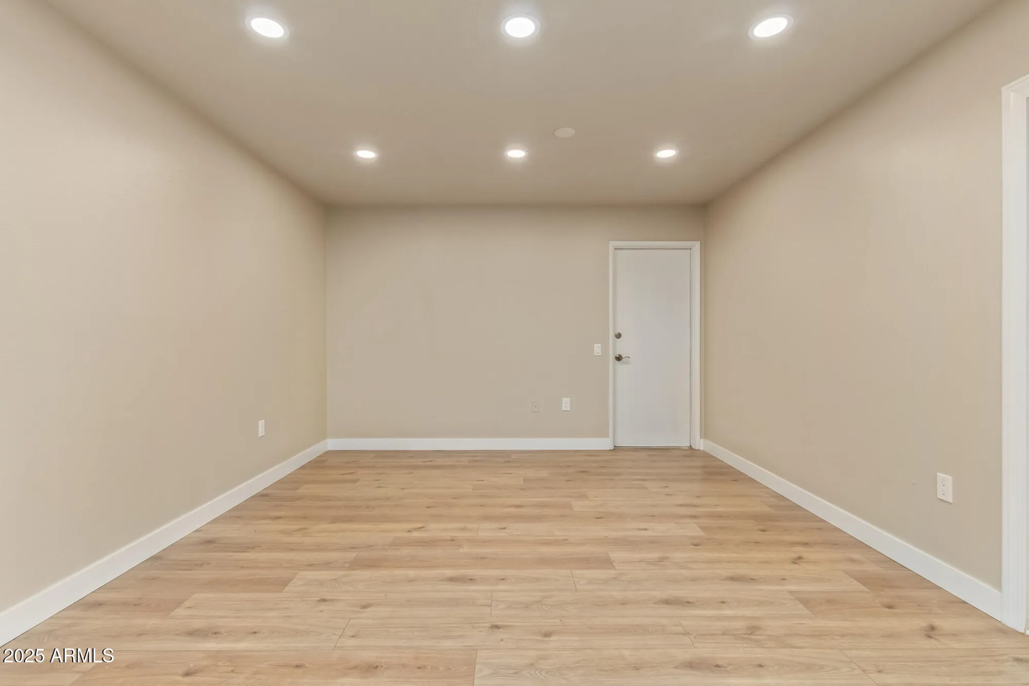 Property Slideshow image 20 of 35 | 10528 w oak ridge dr, Sun City, AZ, 85351