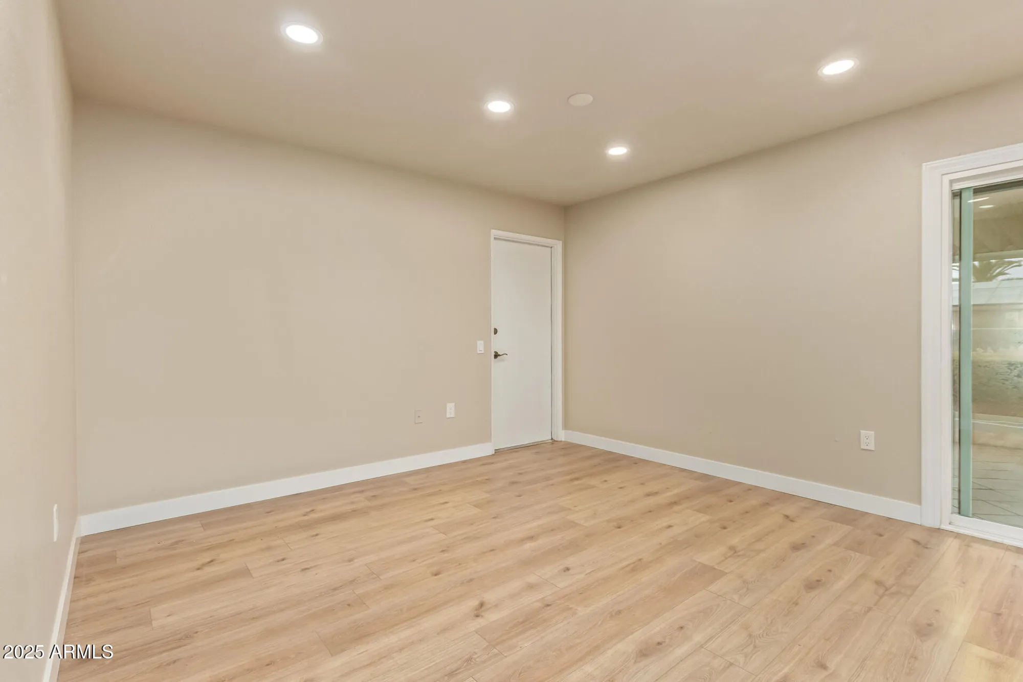 Property Slideshow image 21 of 35 | 10528 w oak ridge dr, Sun City, AZ, 85351