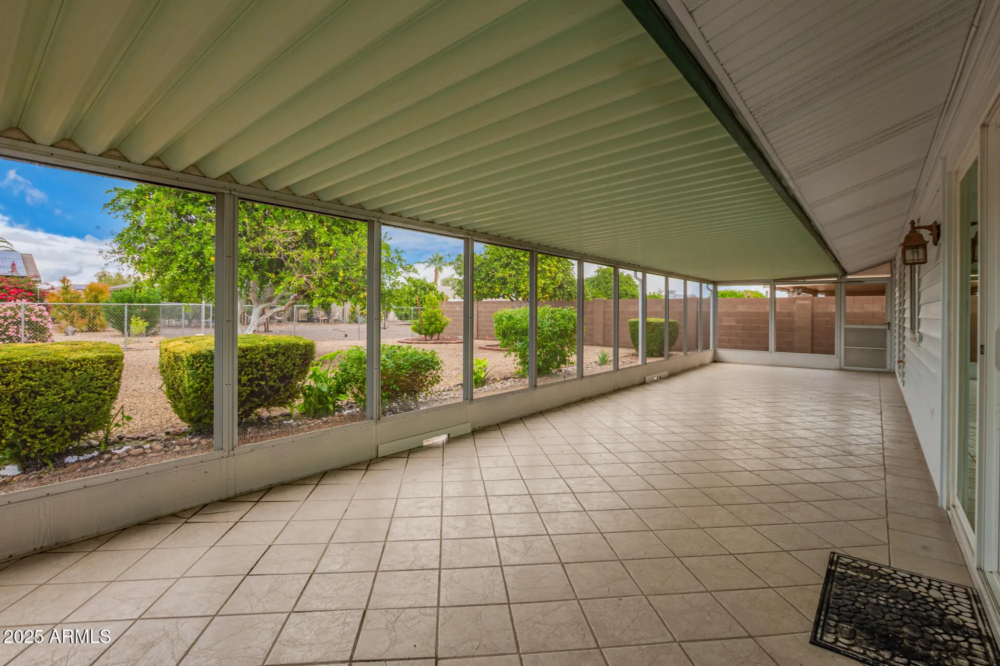 Property Slideshow image 26 of 35 | 10528 w oak ridge dr, Sun City, AZ, 85351