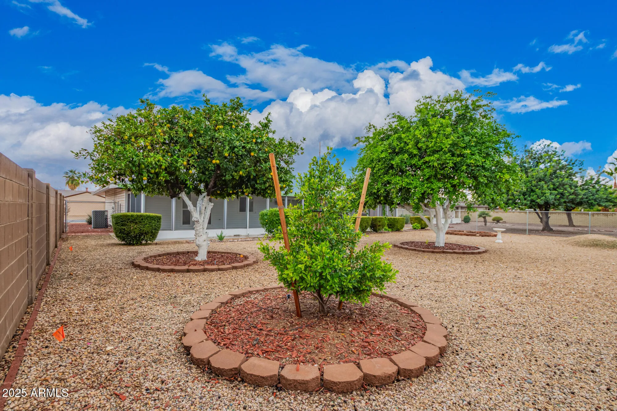 Property Slideshow image 28 of 35 | 10528 w oak ridge dr, Sun City, AZ, 85351